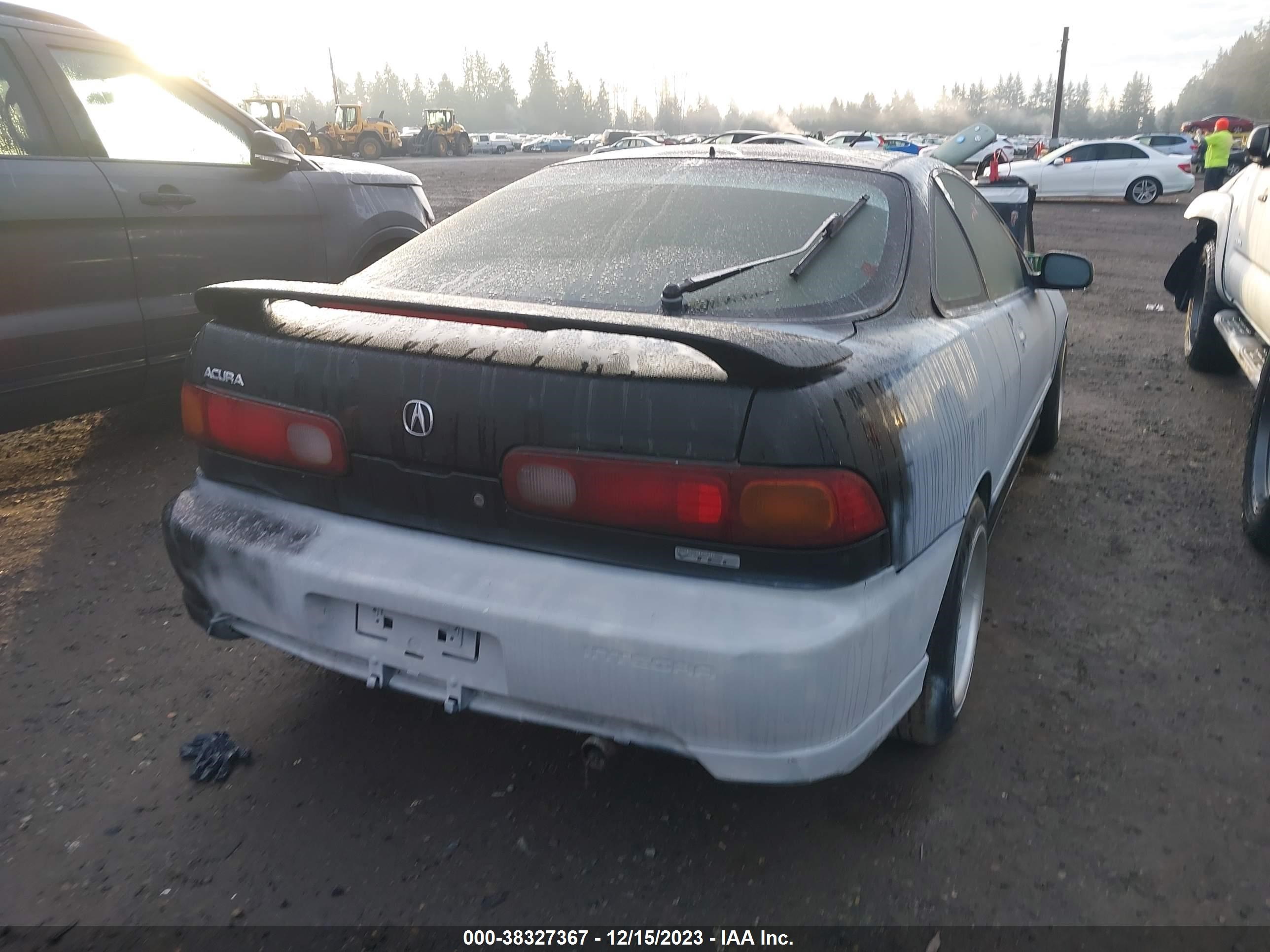 Photo 3 VIN: JH4DC2395YS000198 - ACURA INTEGRA 