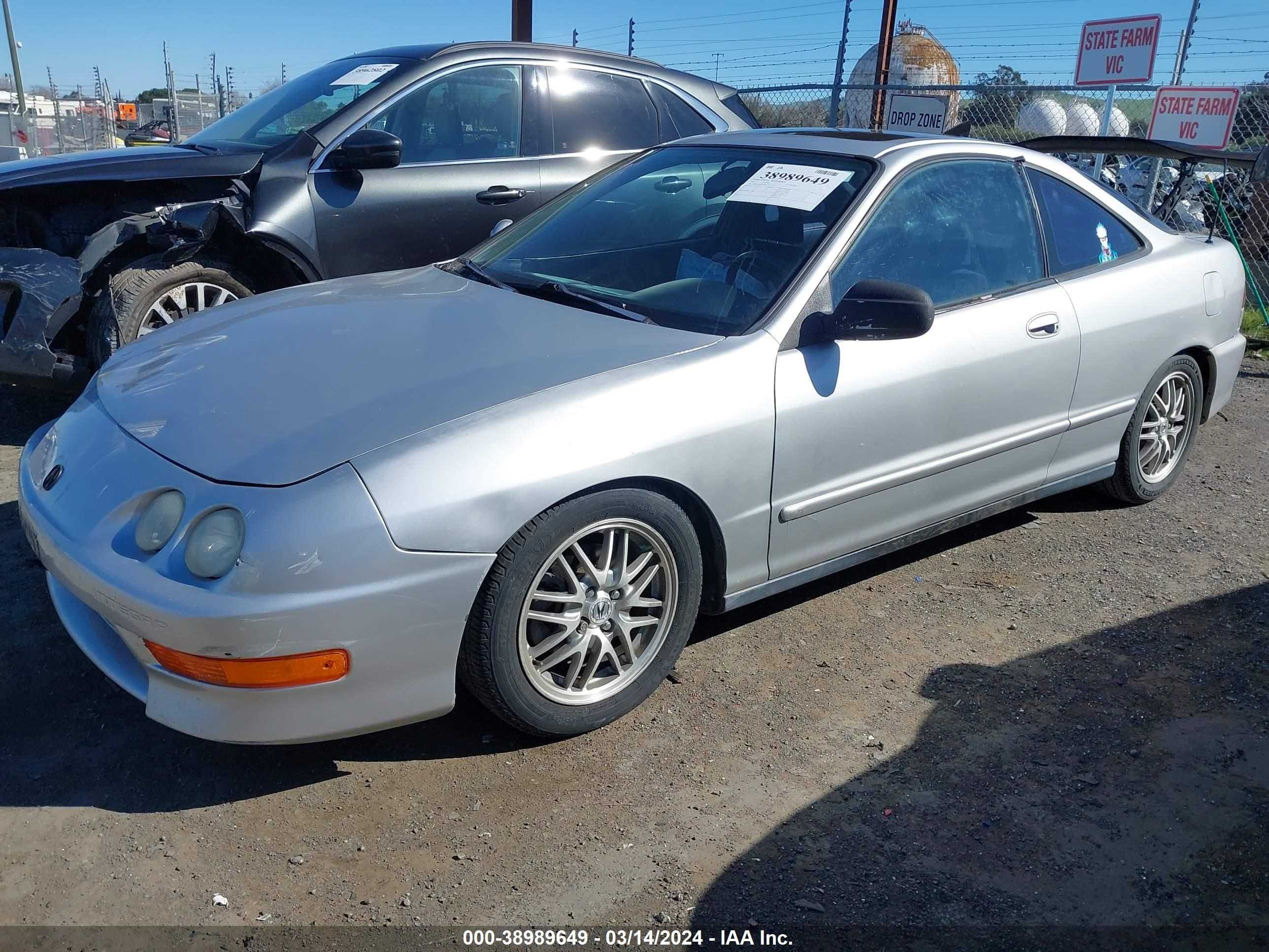 Photo 1 VIN: JH4DC4352YS008672 - ACURA INTEGRA 