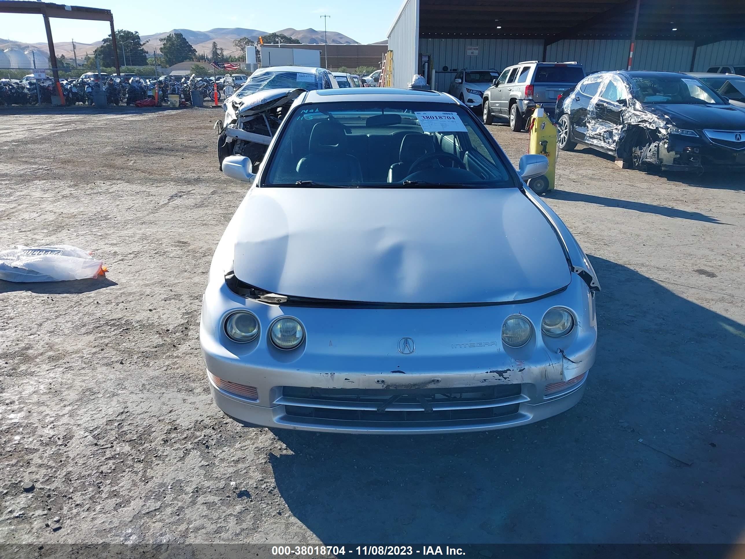 Photo 11 VIN: JH4DC4360VS001370 - ACURA INTEGRA 