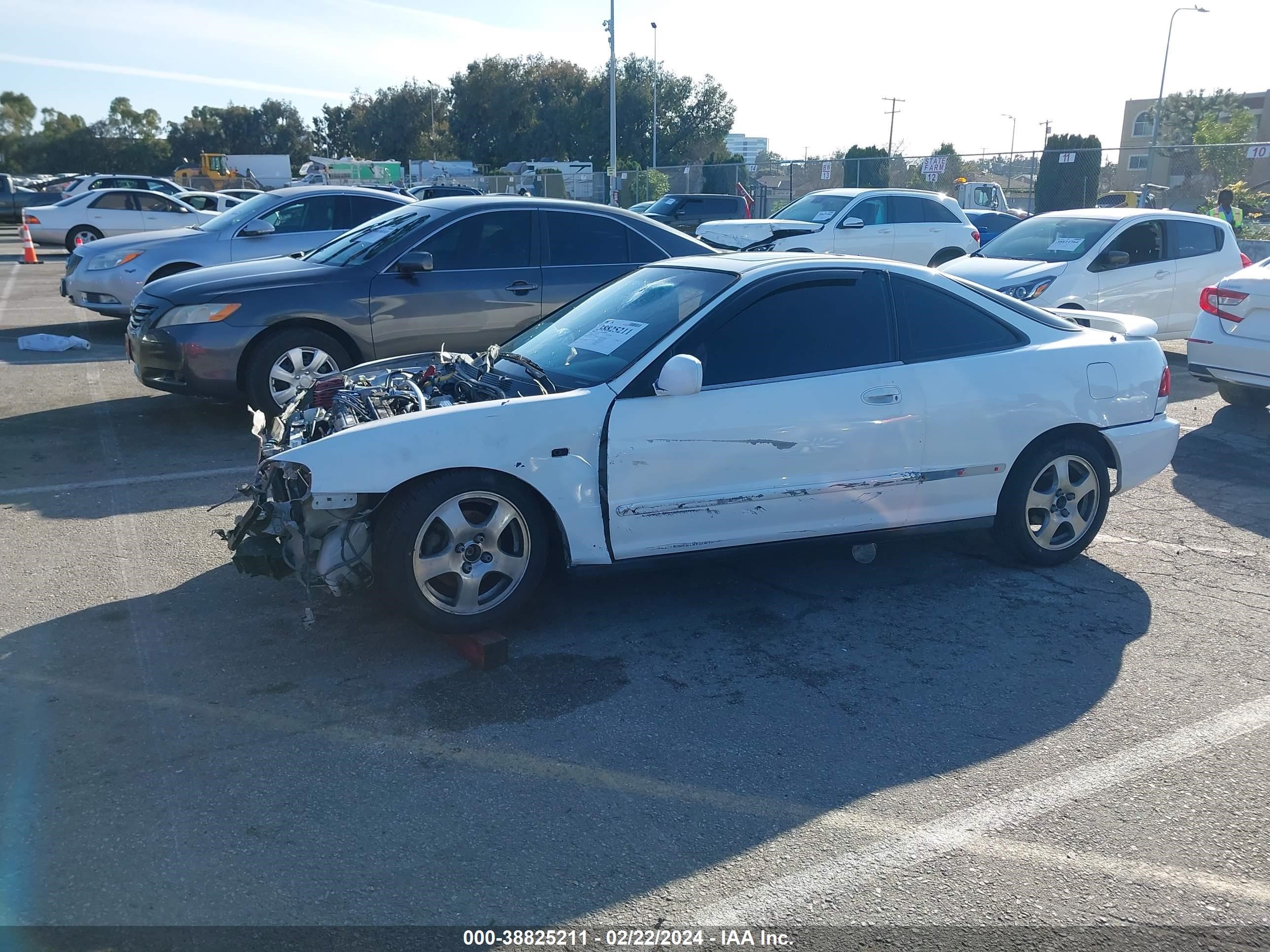 Photo 13 VIN: JH4DC4366YS013687 - ACURA INTEGRA 