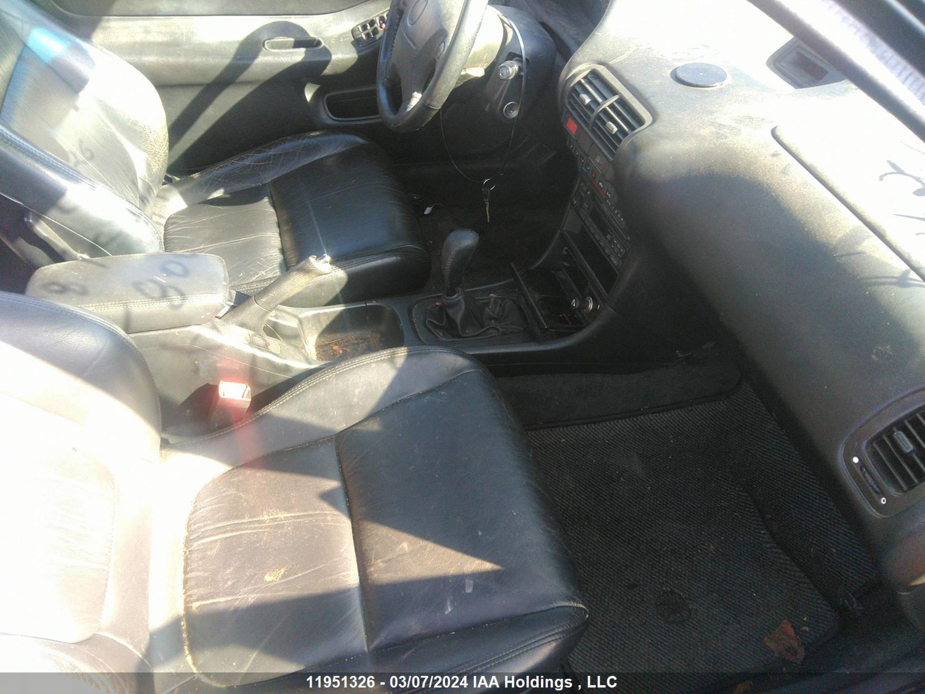 Photo 4 VIN: JH4DC4376WS800239 - ACURA INTEGRA 