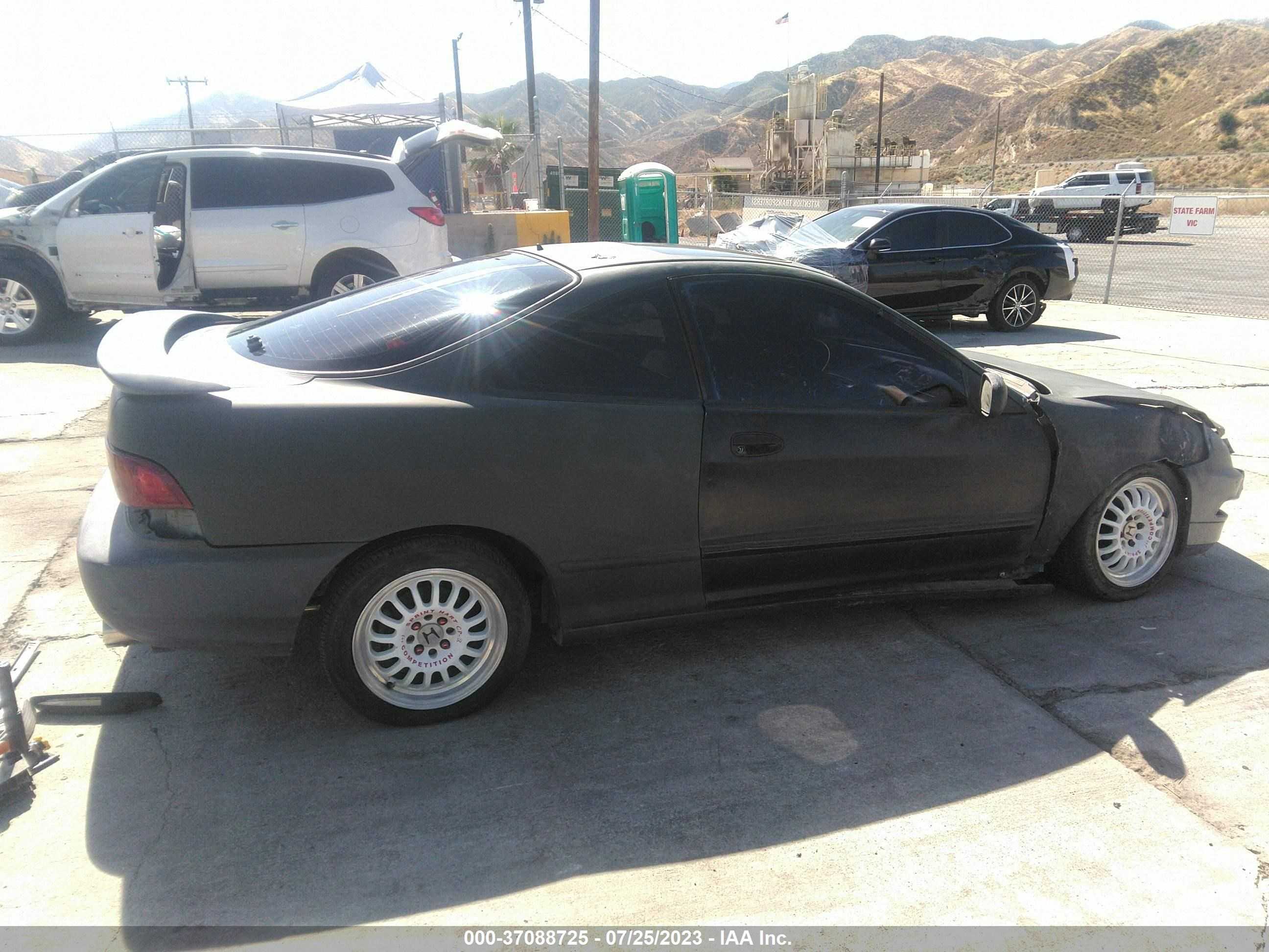 Photo 13 VIN: JH4DC4453WS003962 - ACURA INTEGRA 