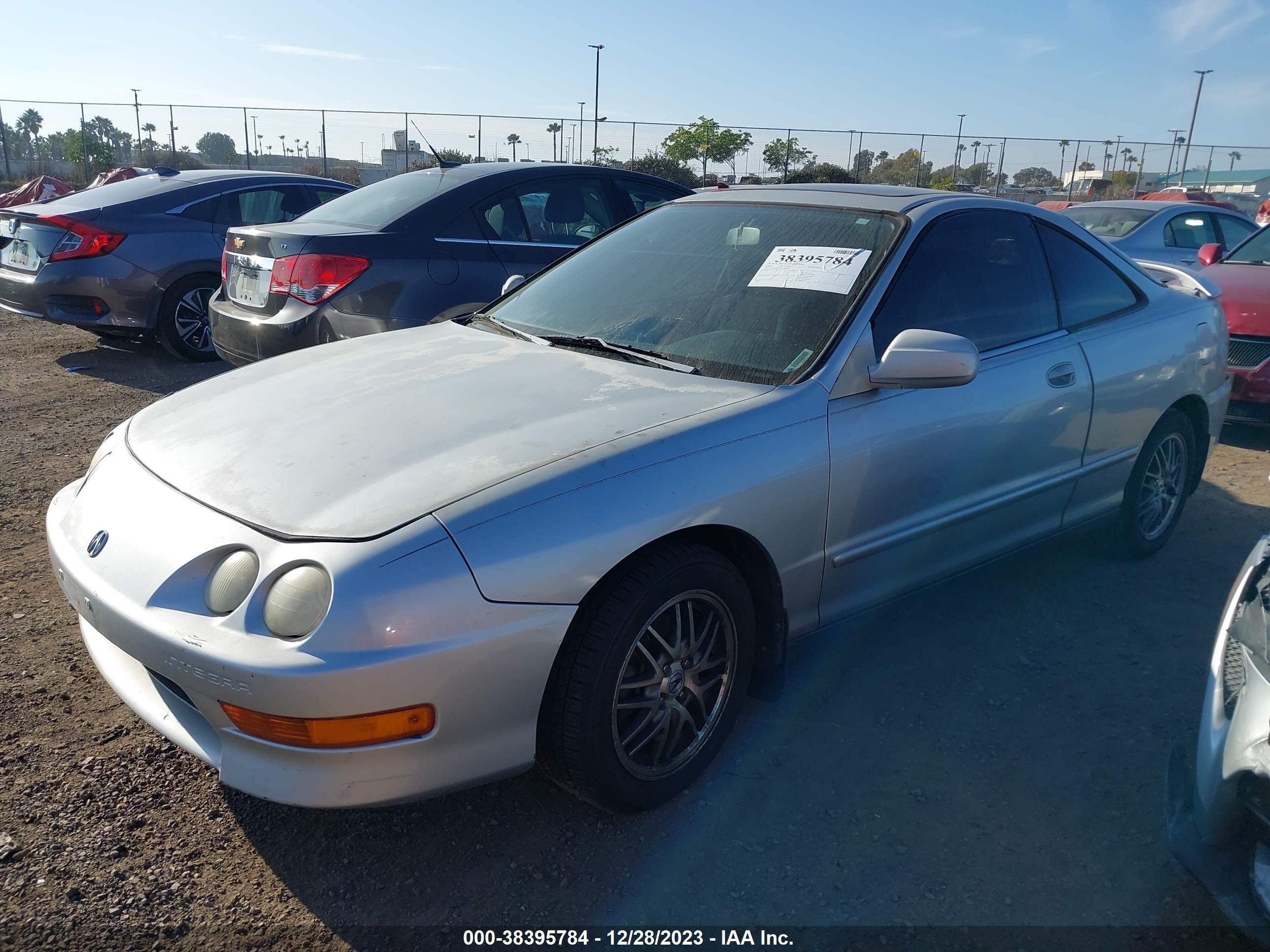 Photo 1 VIN: JH4DC4457YS010268 - ACURA INTEGRA 