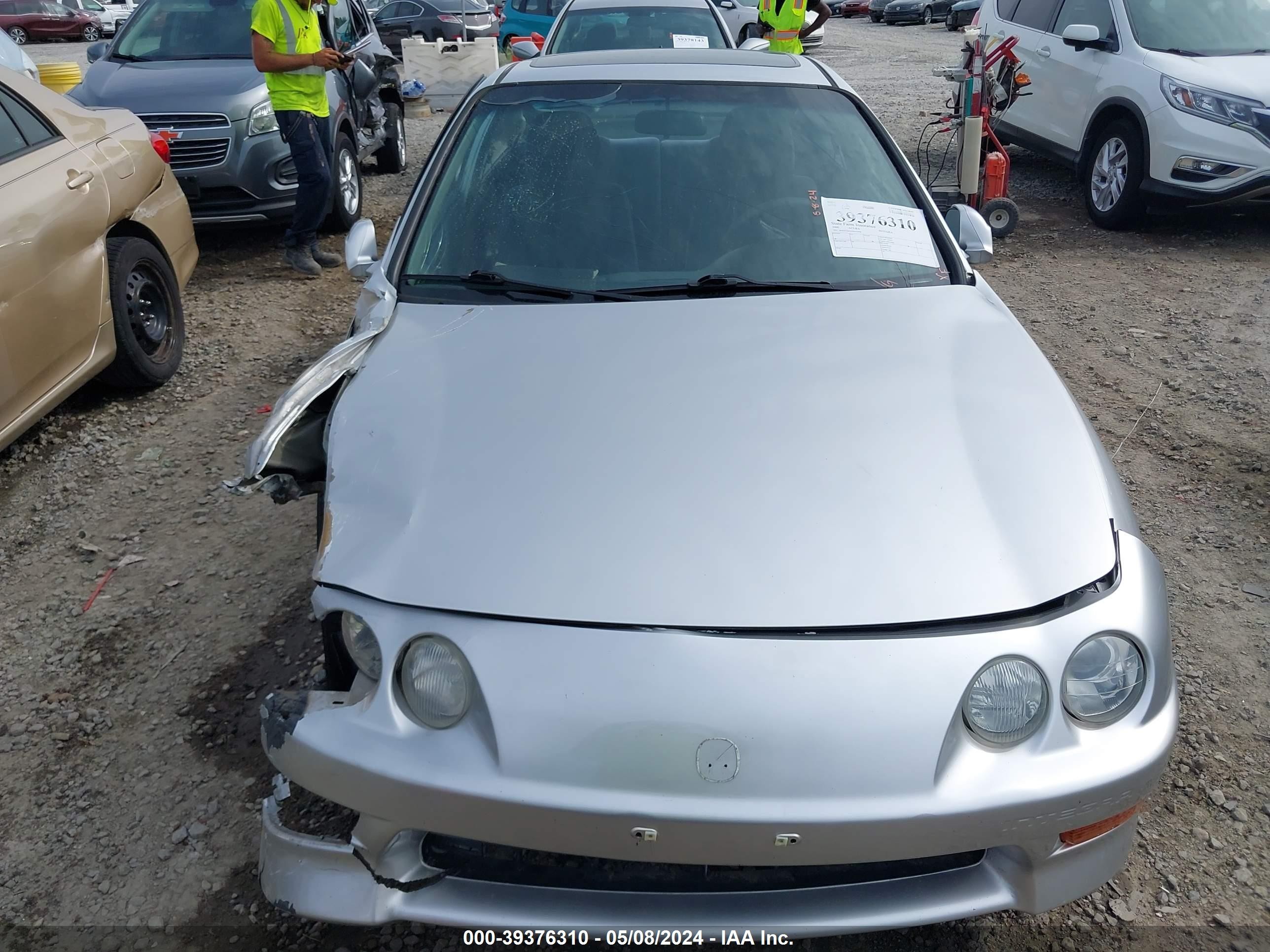 Photo 10 VIN: JH4DC4459YS015438 - ACURA INTEGRA 