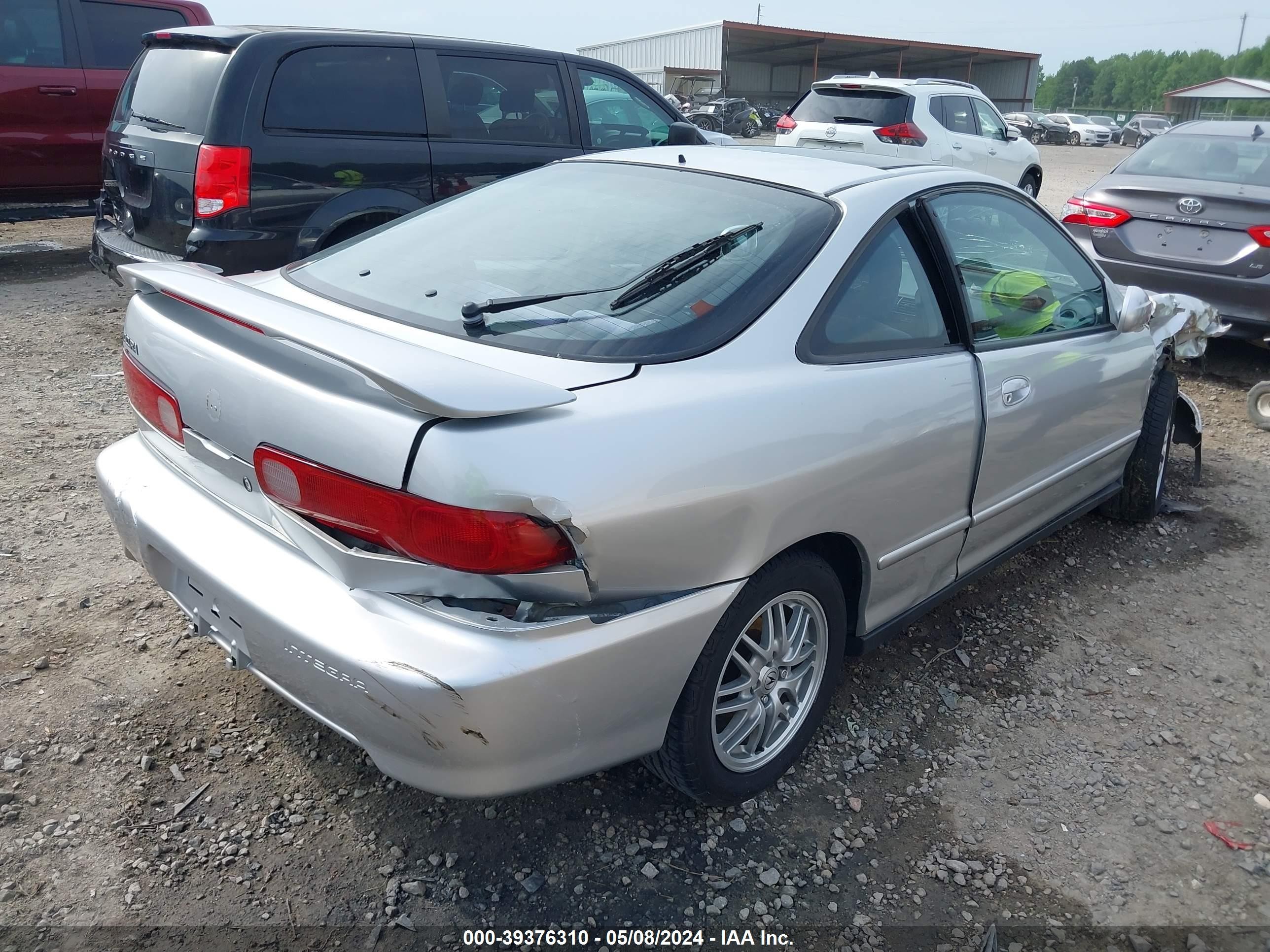 Photo 3 VIN: JH4DC4459YS015438 - ACURA INTEGRA 