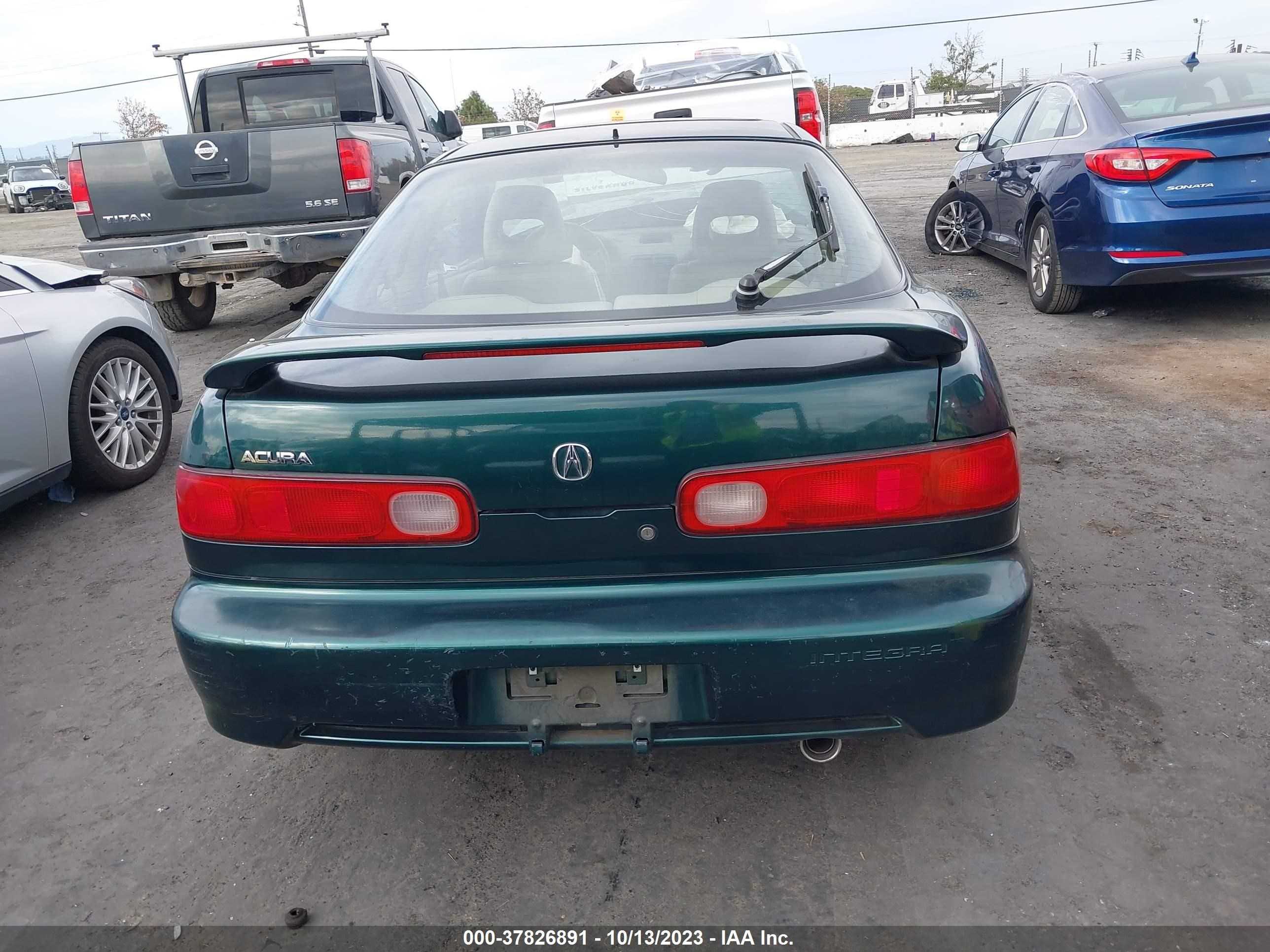 Photo 15 VIN: JH4DC4461XS004585 - ACURA INTEGRA 