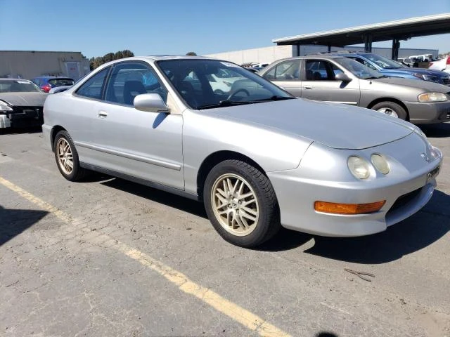 Photo 3 VIN: JH4DC4467YS009453 - ACURA INTEGRA GS 