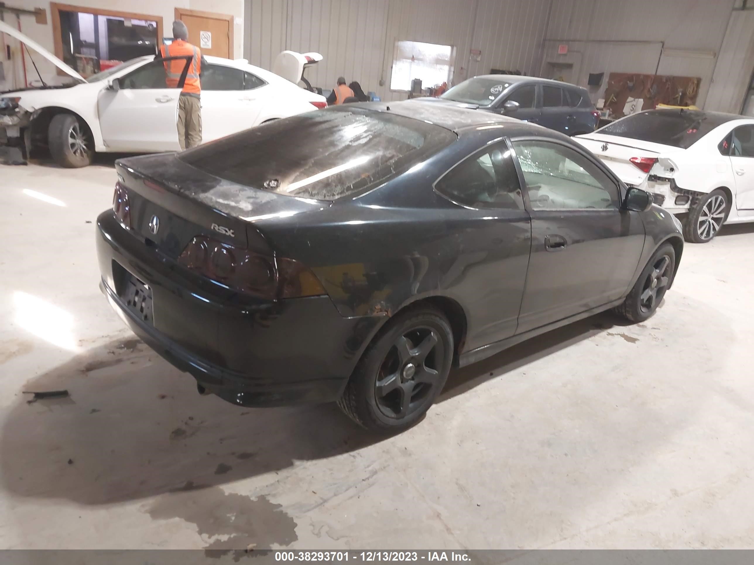 Photo 3 VIN: JH4DC53815S002048 - ACURA RSX 