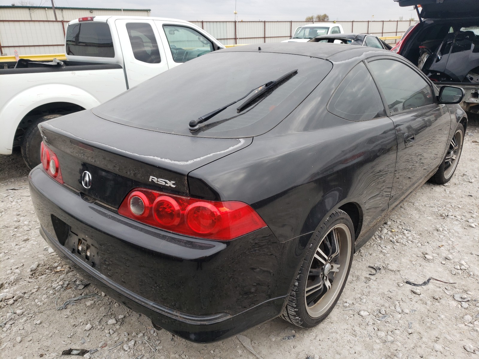 Photo 3 VIN: JH4DC53825S005833 - ACURA RSX 