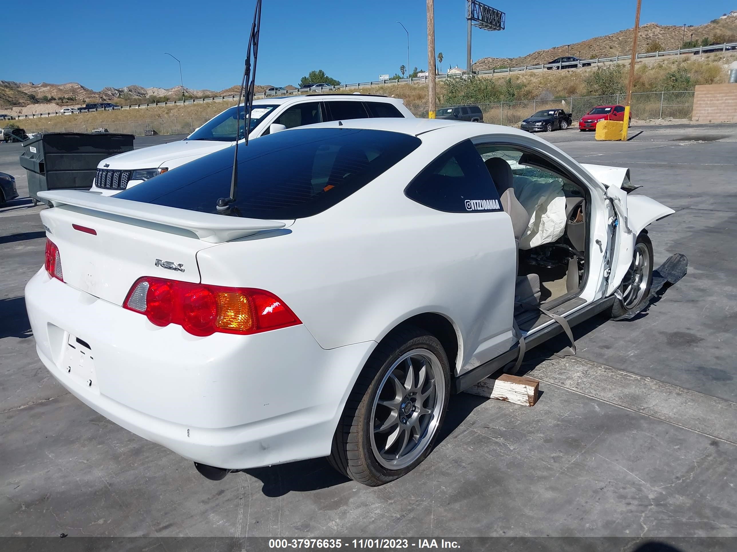 Photo 3 VIN: JH4DC53883C005875 - ACURA RSX 