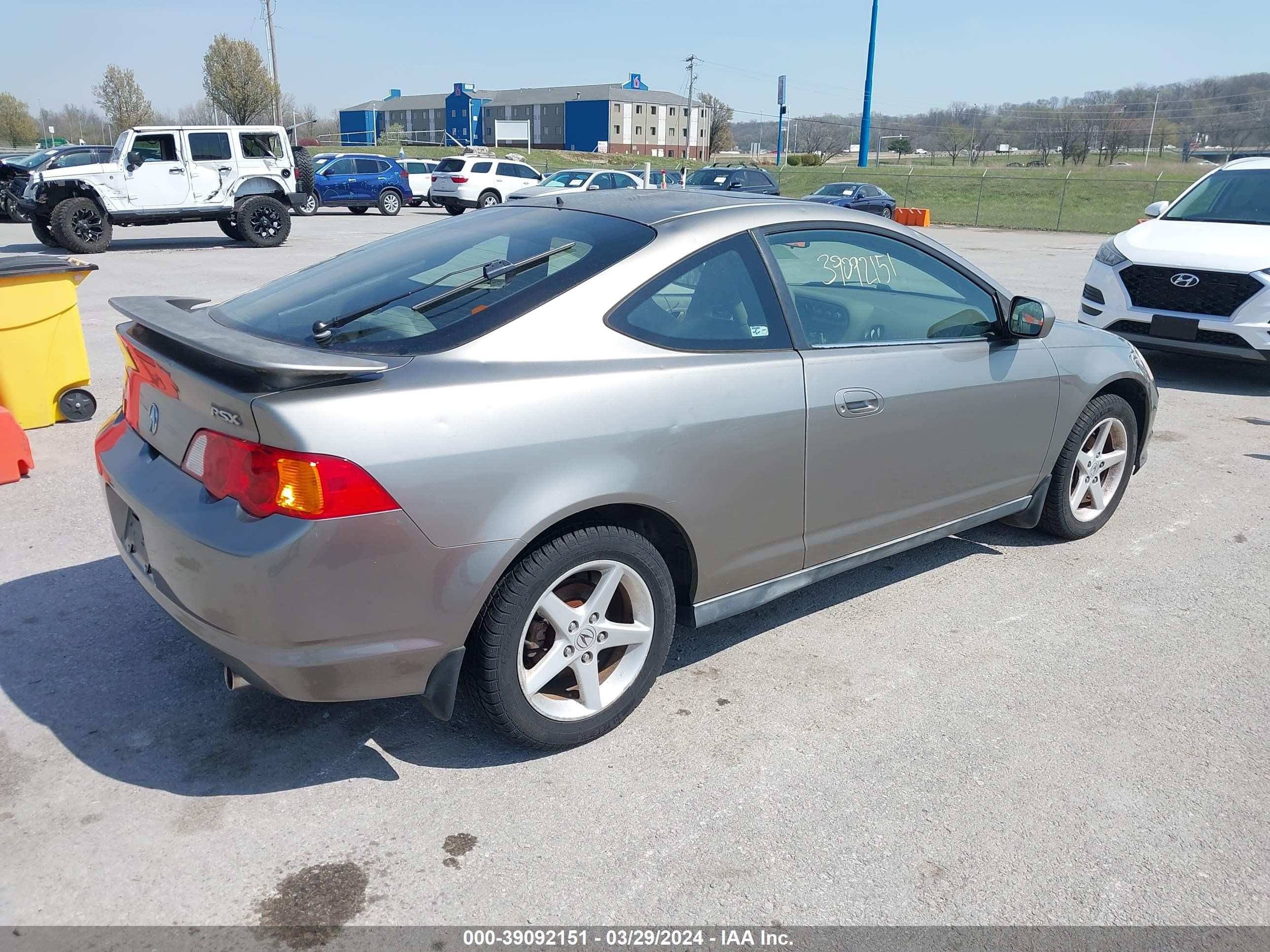 Photo 3 VIN: JH4DC53883C019923 - ACURA RSX 