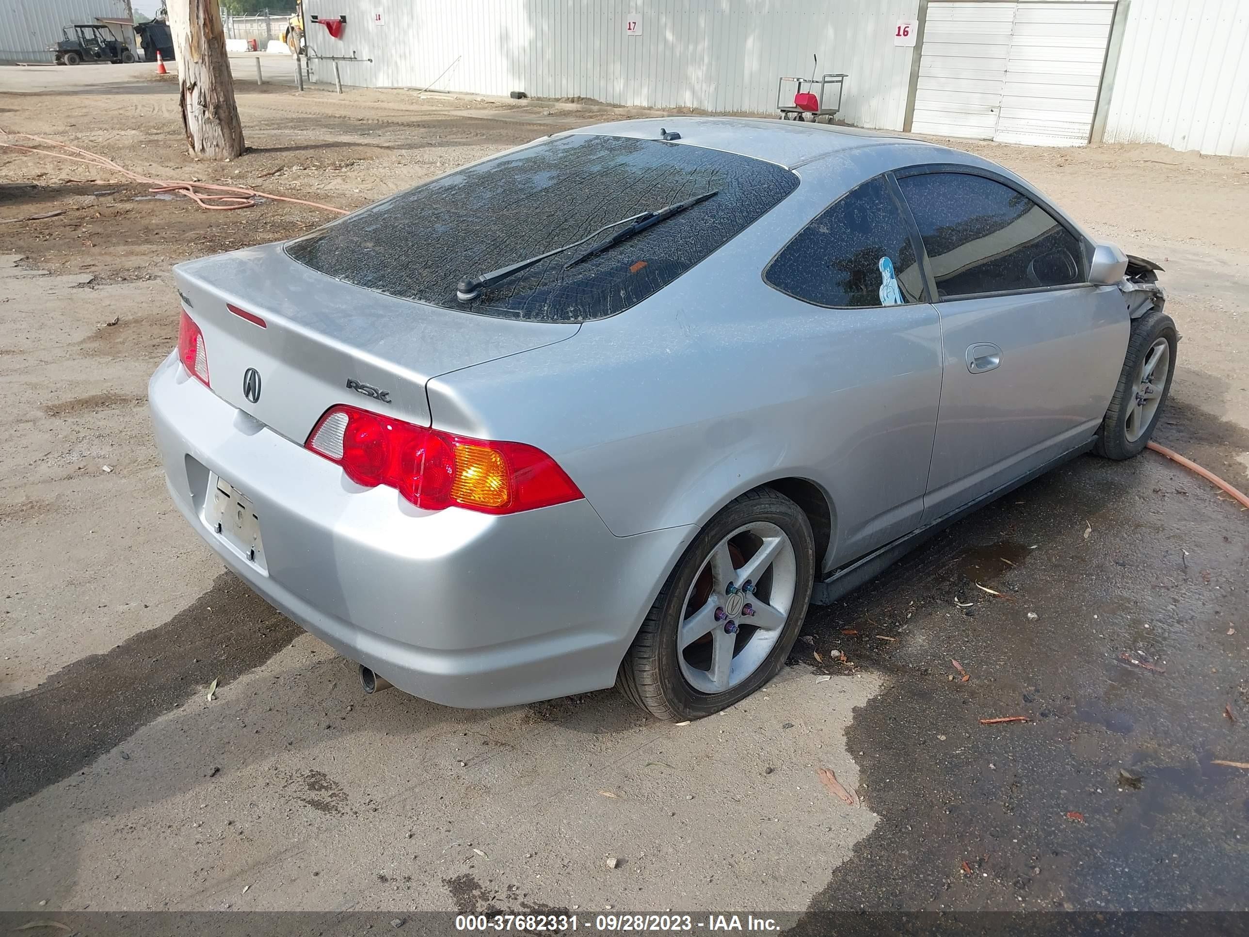 Photo 3 VIN: JH4DC54823C018717 - ACURA RSX 