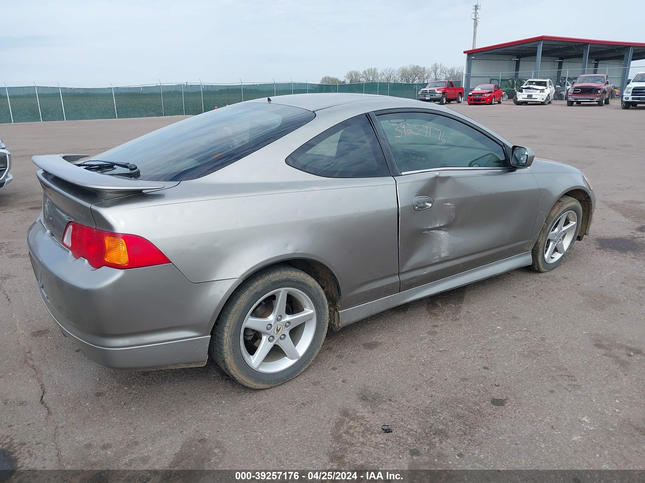 Photo 3 VIN: JH4DC54833S004332 - ACURA RSX 