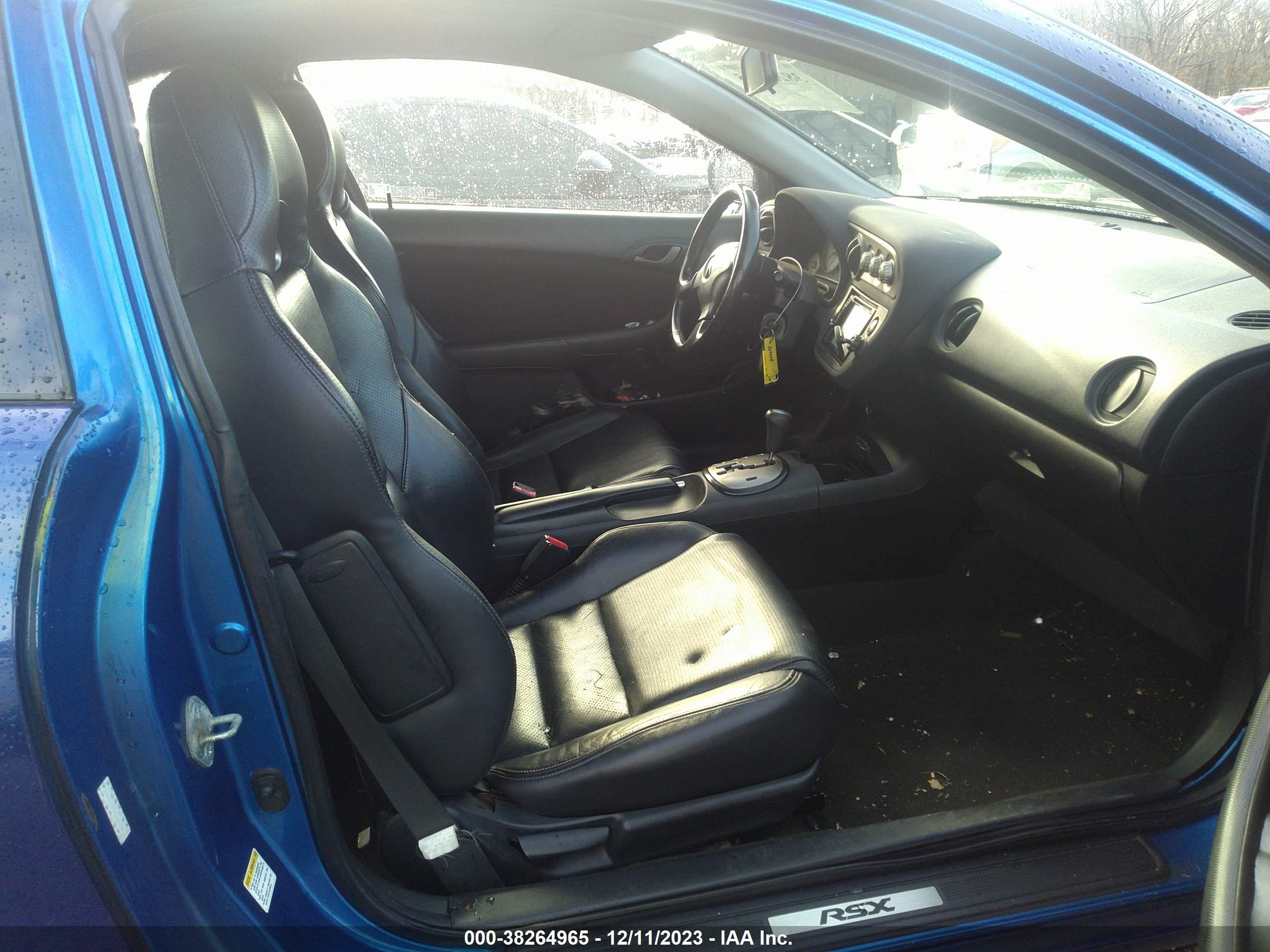 Photo 4 VIN: JH4DC54835S002714 - ACURA RSX 