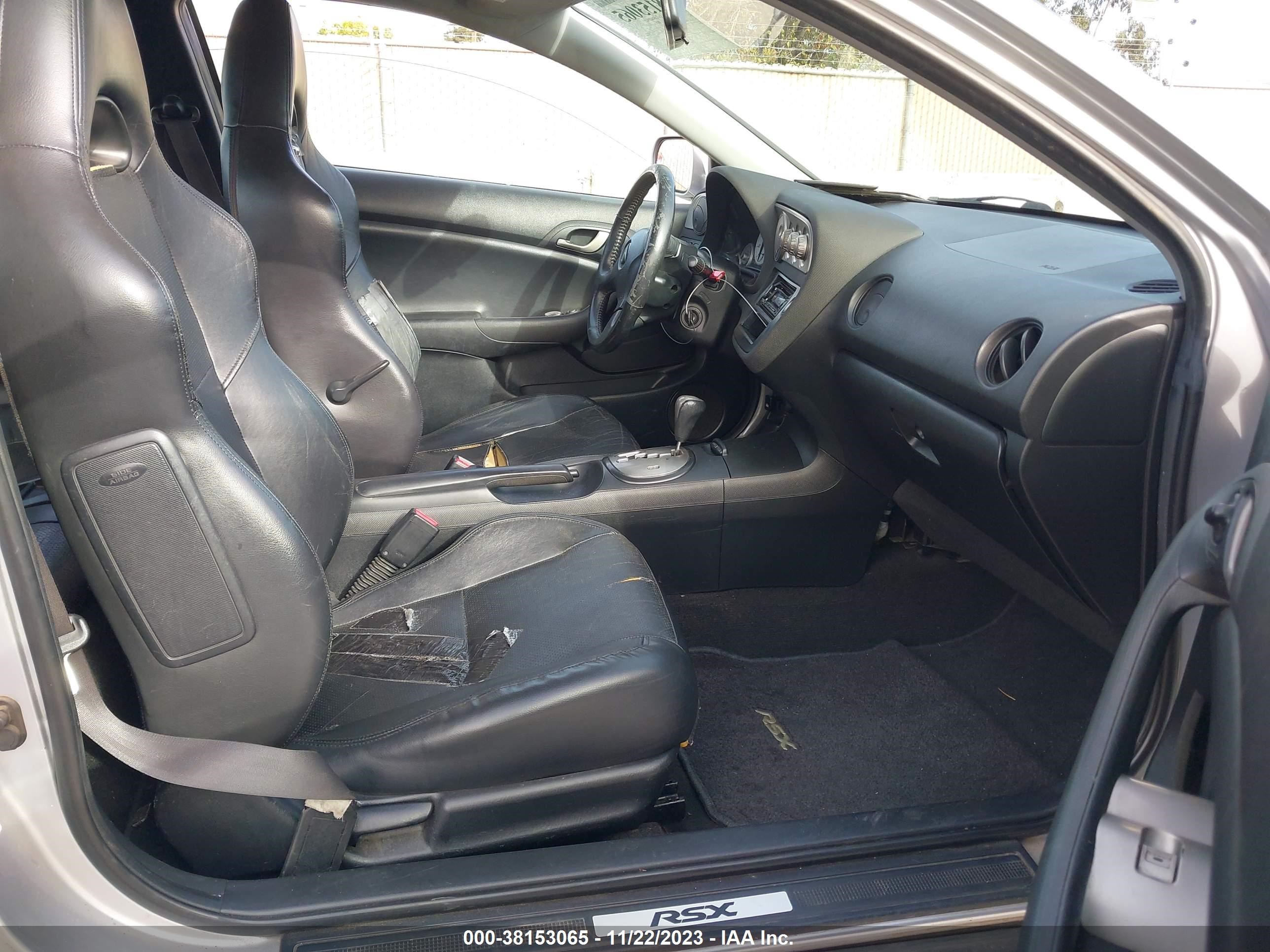 Photo 4 VIN: JH4DC54892C031947 - ACURA RSX 