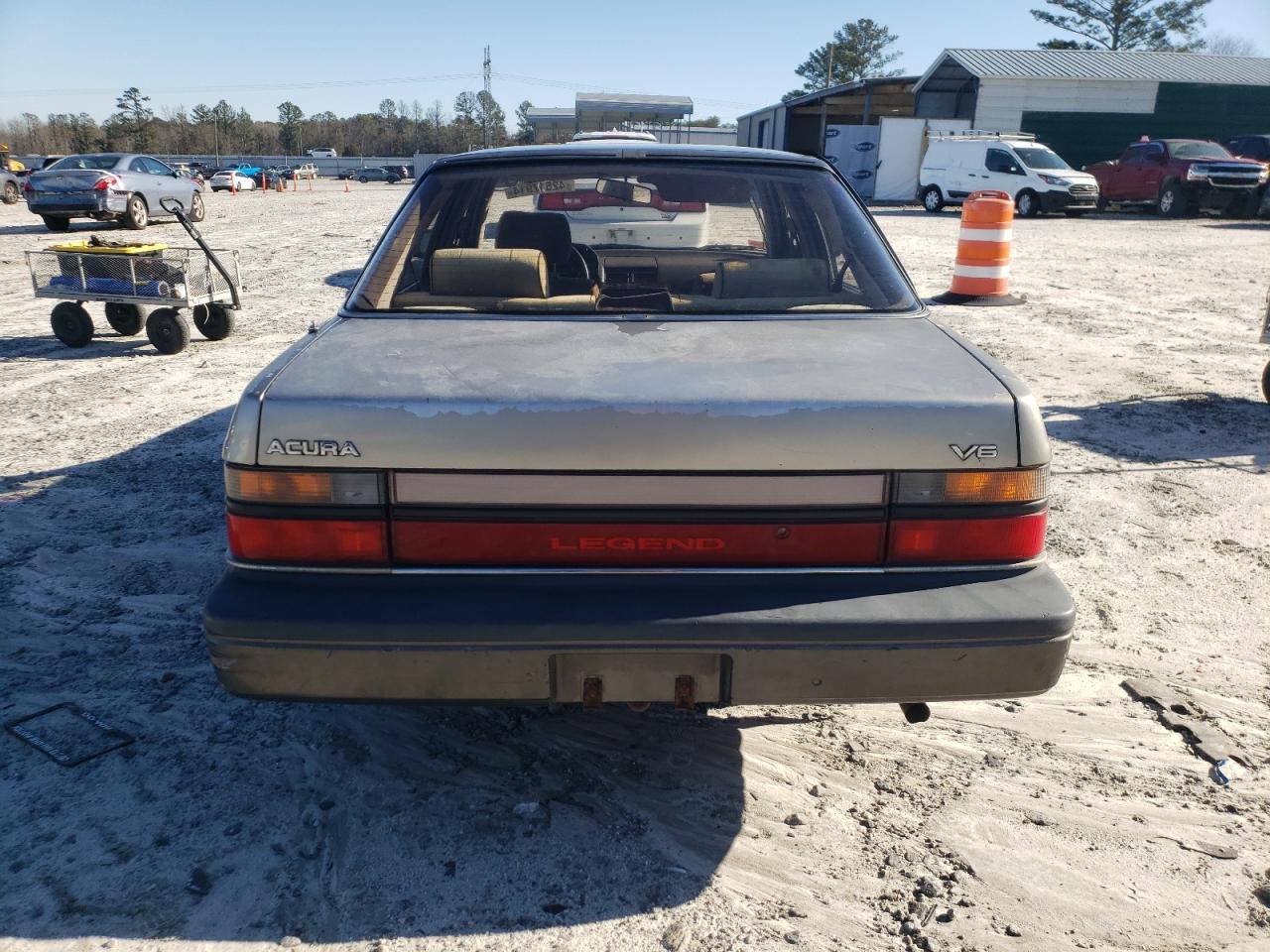 Photo 5 VIN: JH4KA254XHC032461 - ACURA LEGEND 