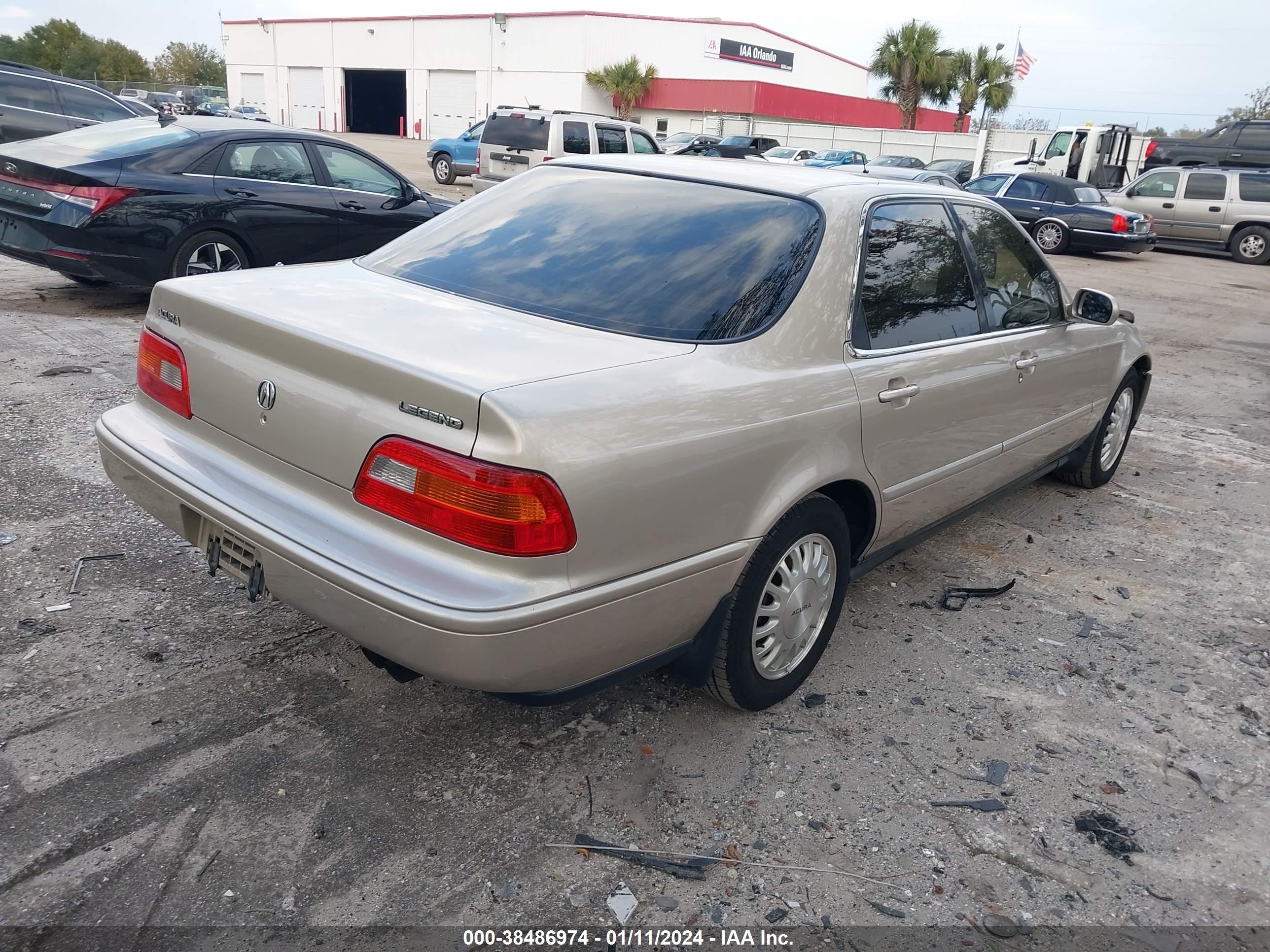 Photo 3 VIN: JH4KA7659PC015606 - ACURA LEGEND 