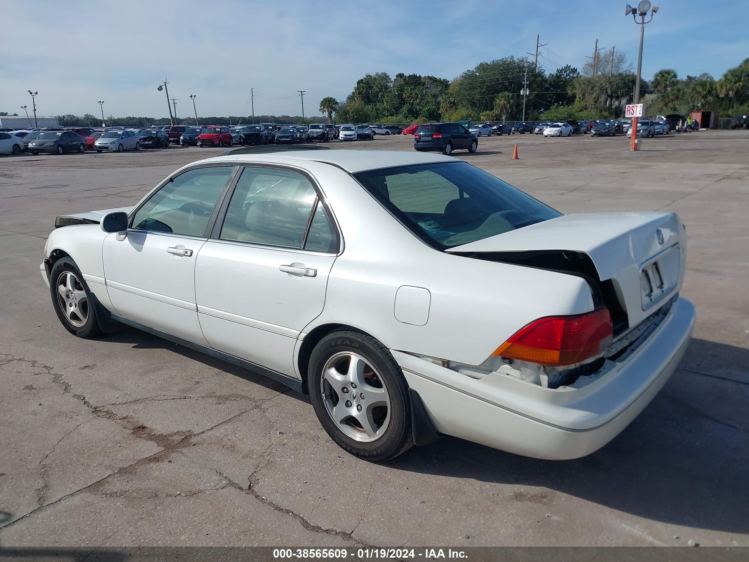 Photo 2 VIN: JH4KA9649VC003889 - ACURA RL 