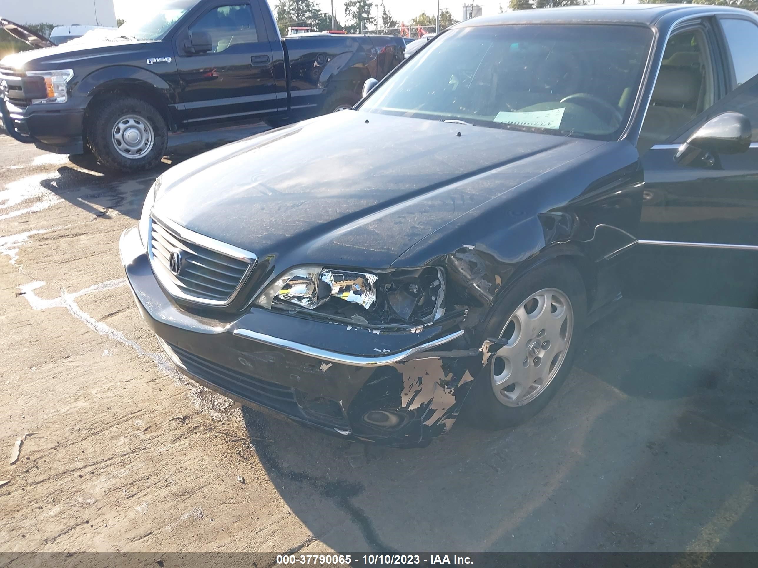 Photo 5 VIN: JH4KA9651YC013720 - ACURA RL 