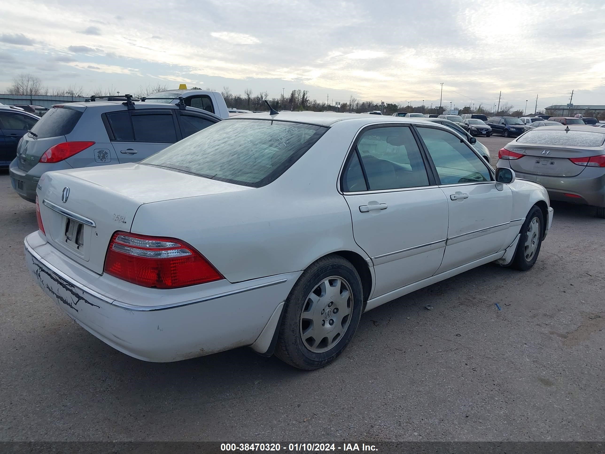 Photo 3 VIN: JH4KA96523C001827 - ACURA RL 