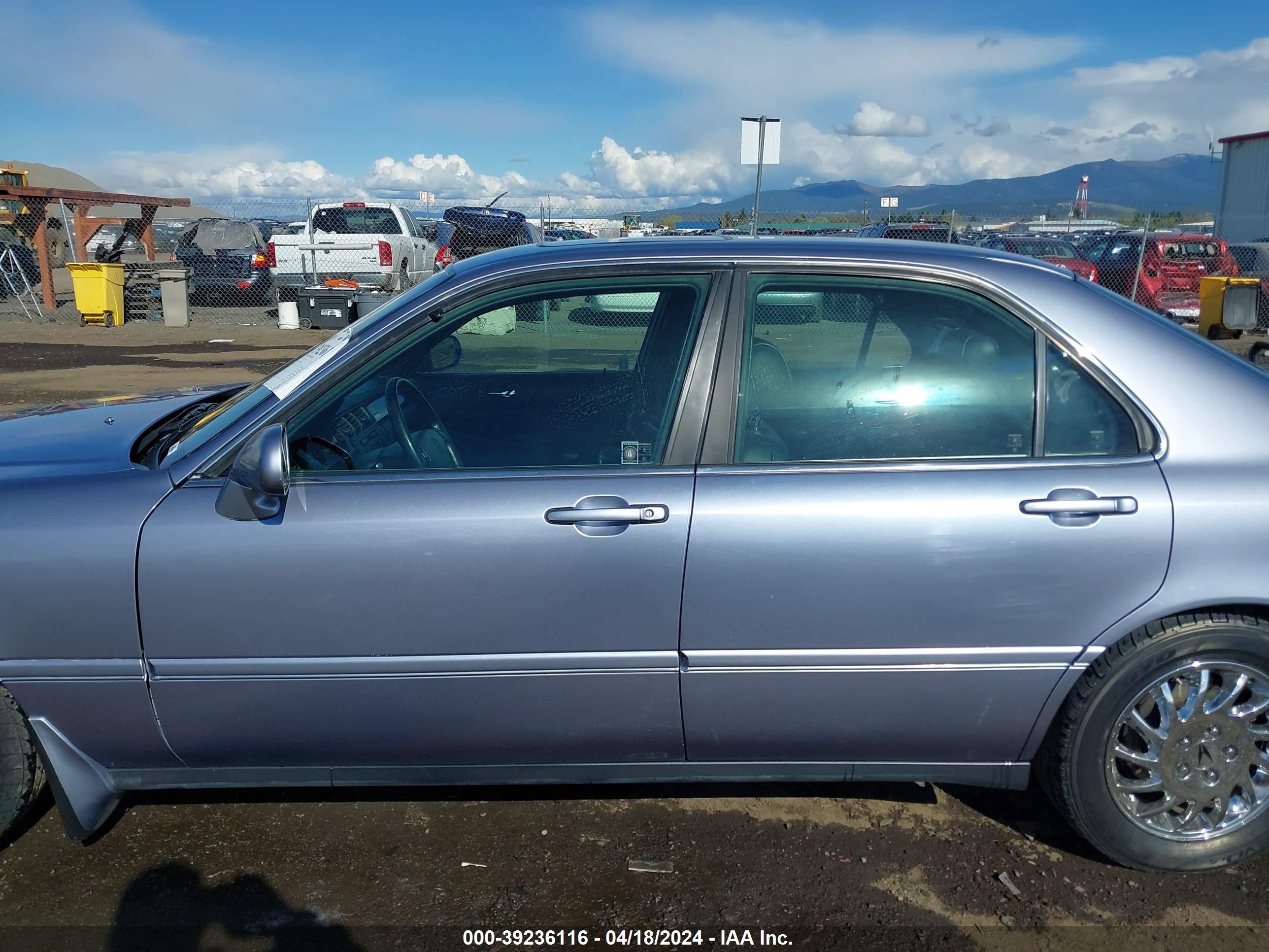 Photo 13 VIN: JH4KA9652WC800043 - ACURA RL 