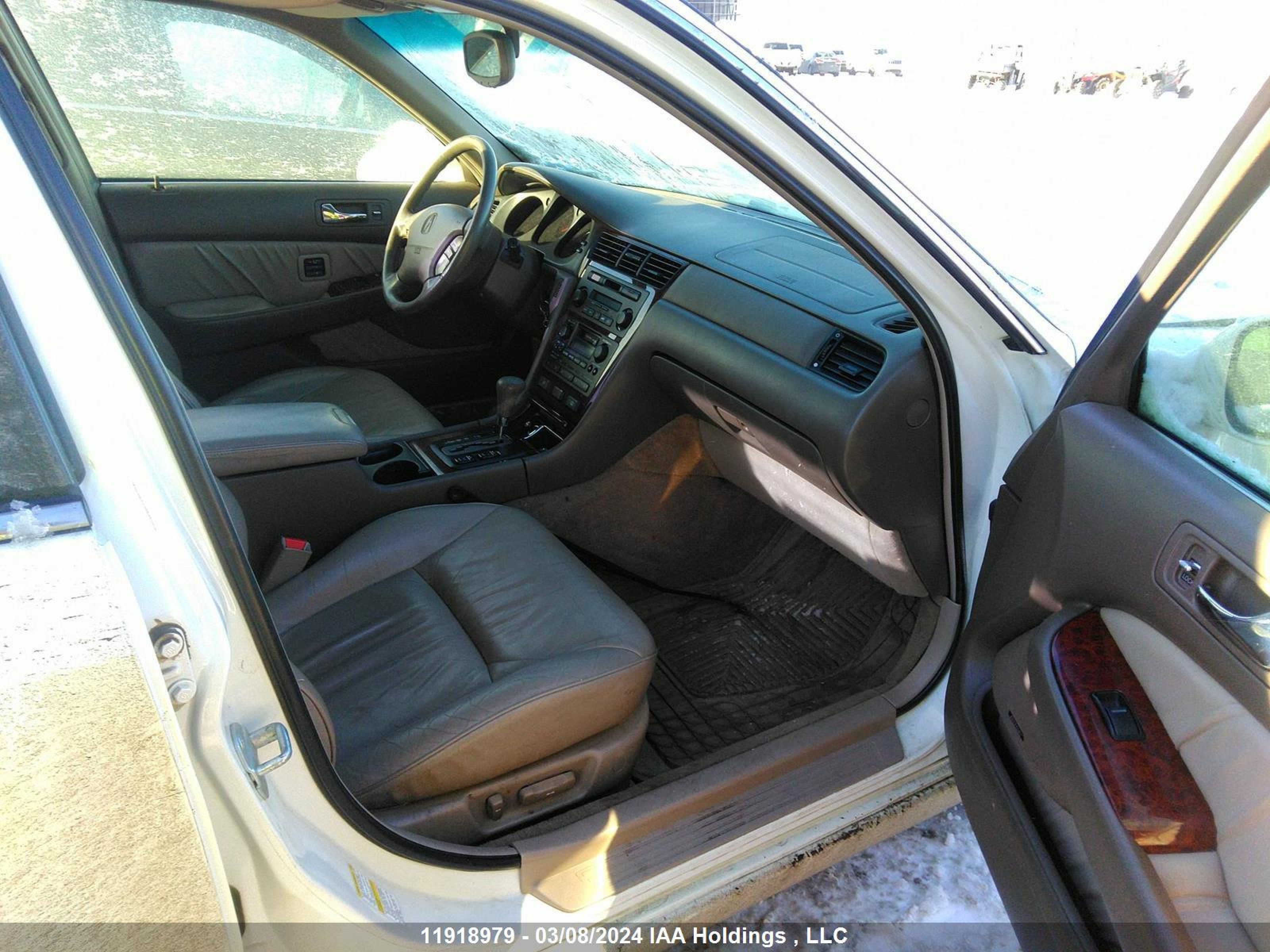 Photo 4 VIN: JH4KA96562C800010 - ACURA RL 