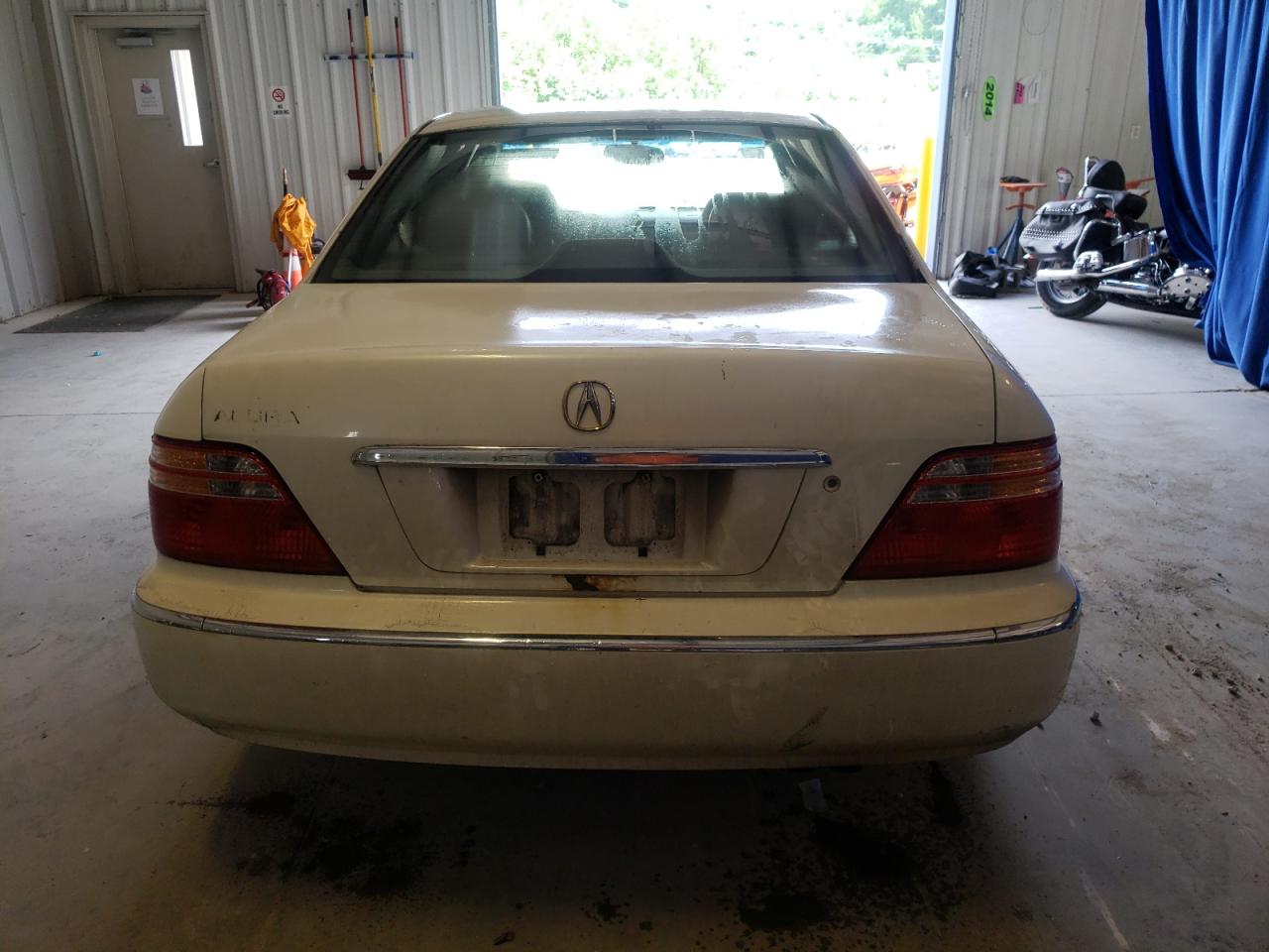 Photo 5 VIN: JH4KA96581C002204 - ACURA RL 