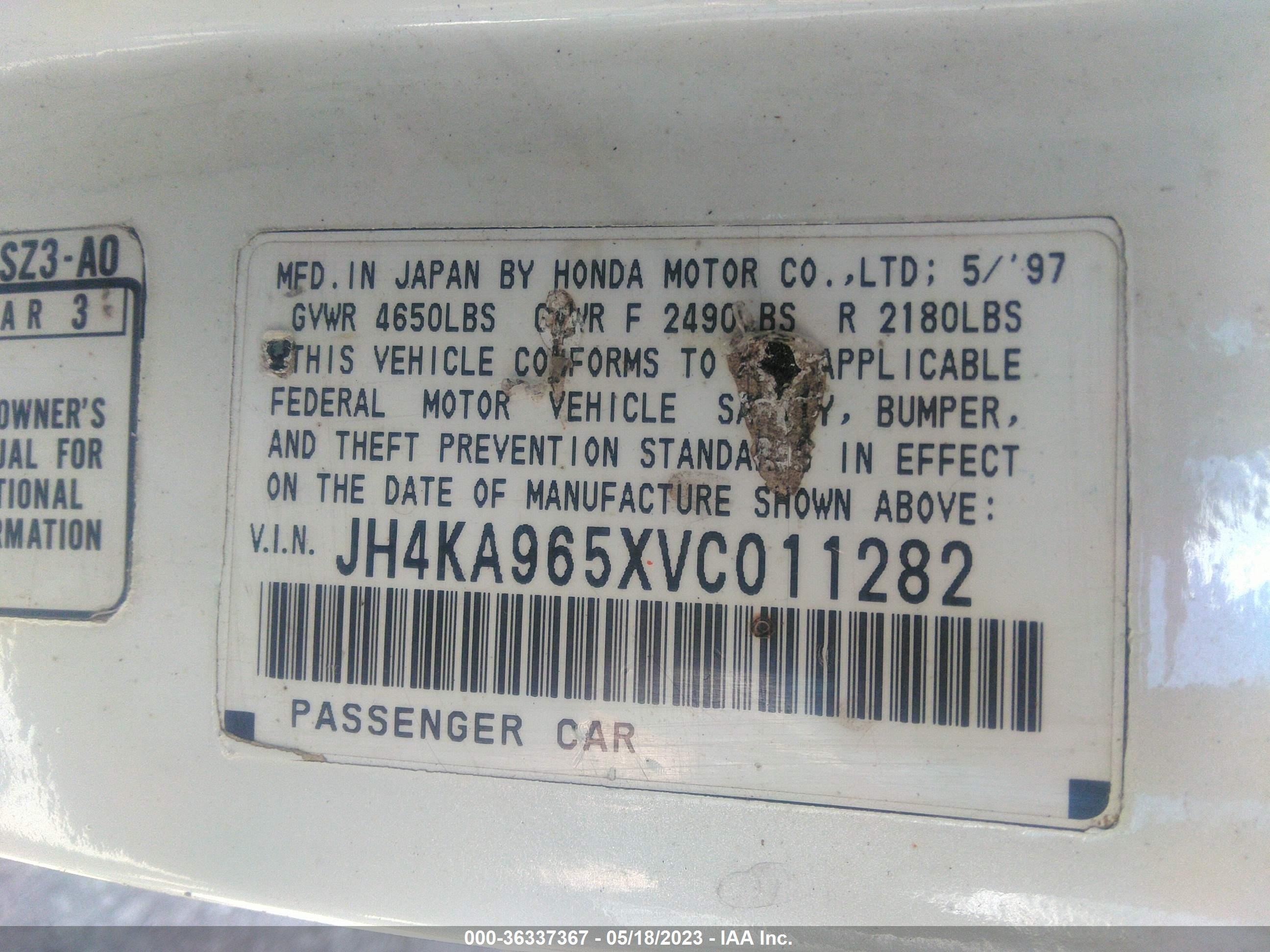 Photo 8 VIN: JH4KA965XVC011282 - ACURA RL 