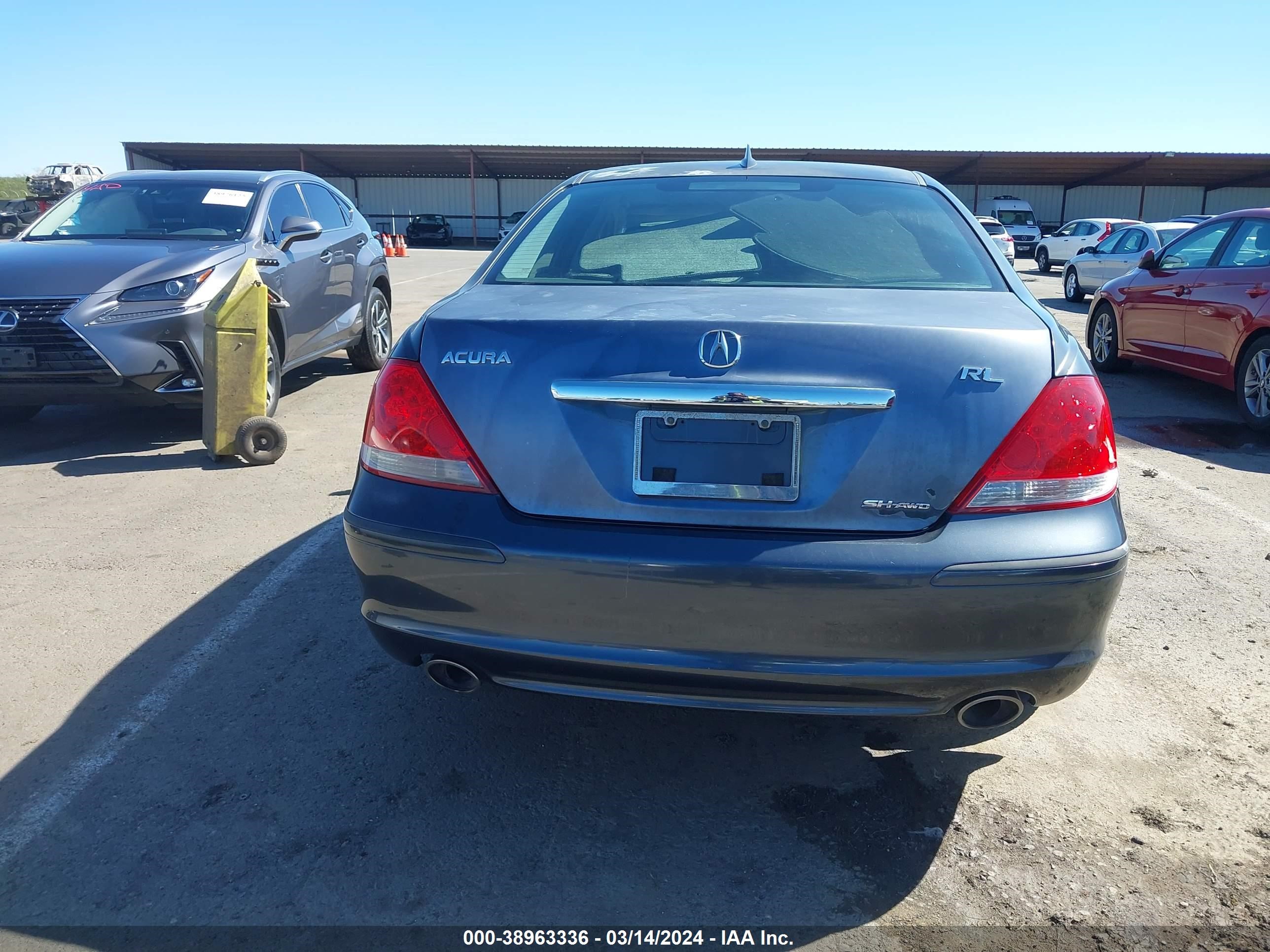 Photo 15 VIN: JH4KB16505C018966 - ACURA RL 