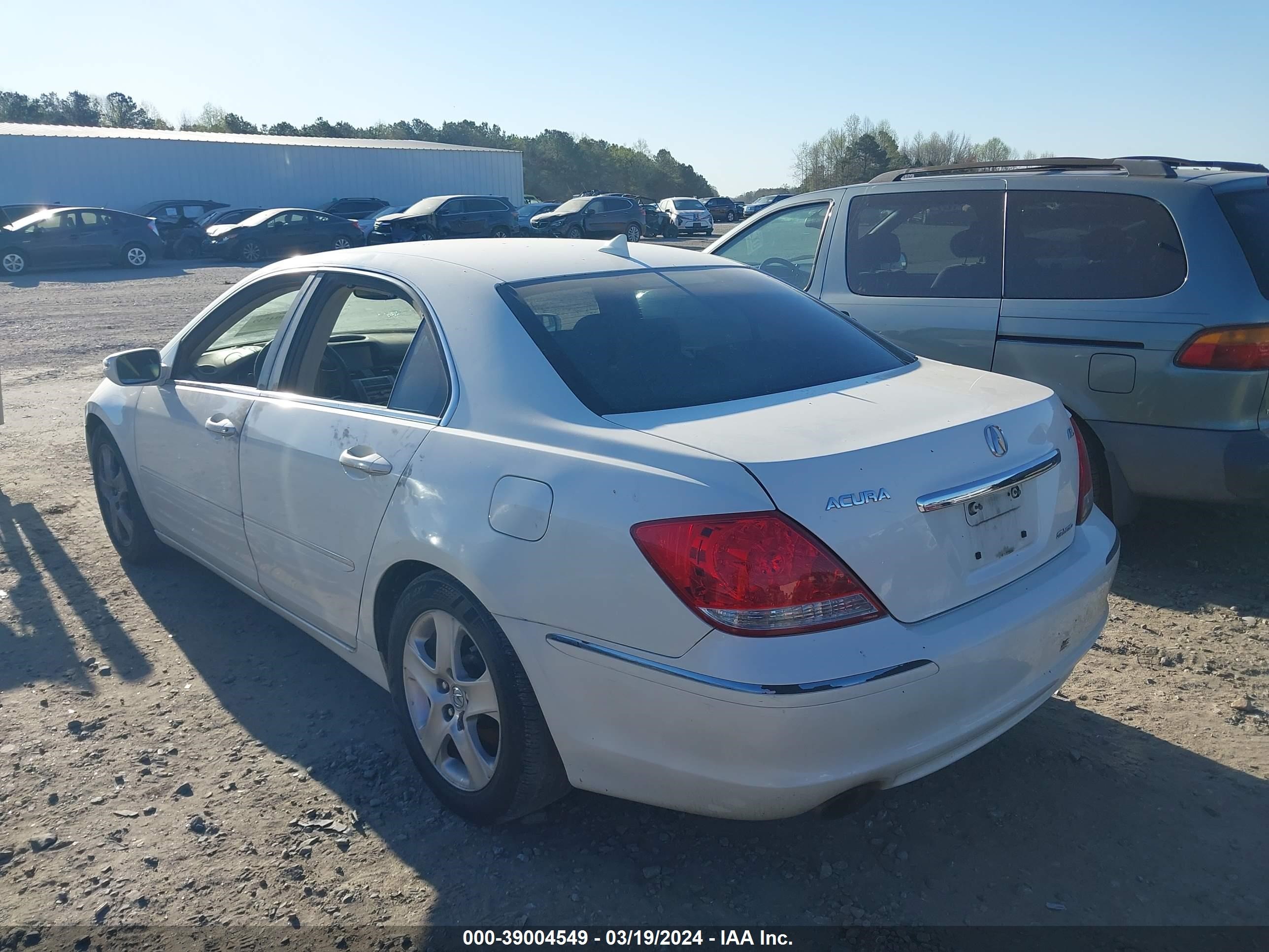 Photo 2 VIN: JH4KB16505C019731 - ACURA RL 