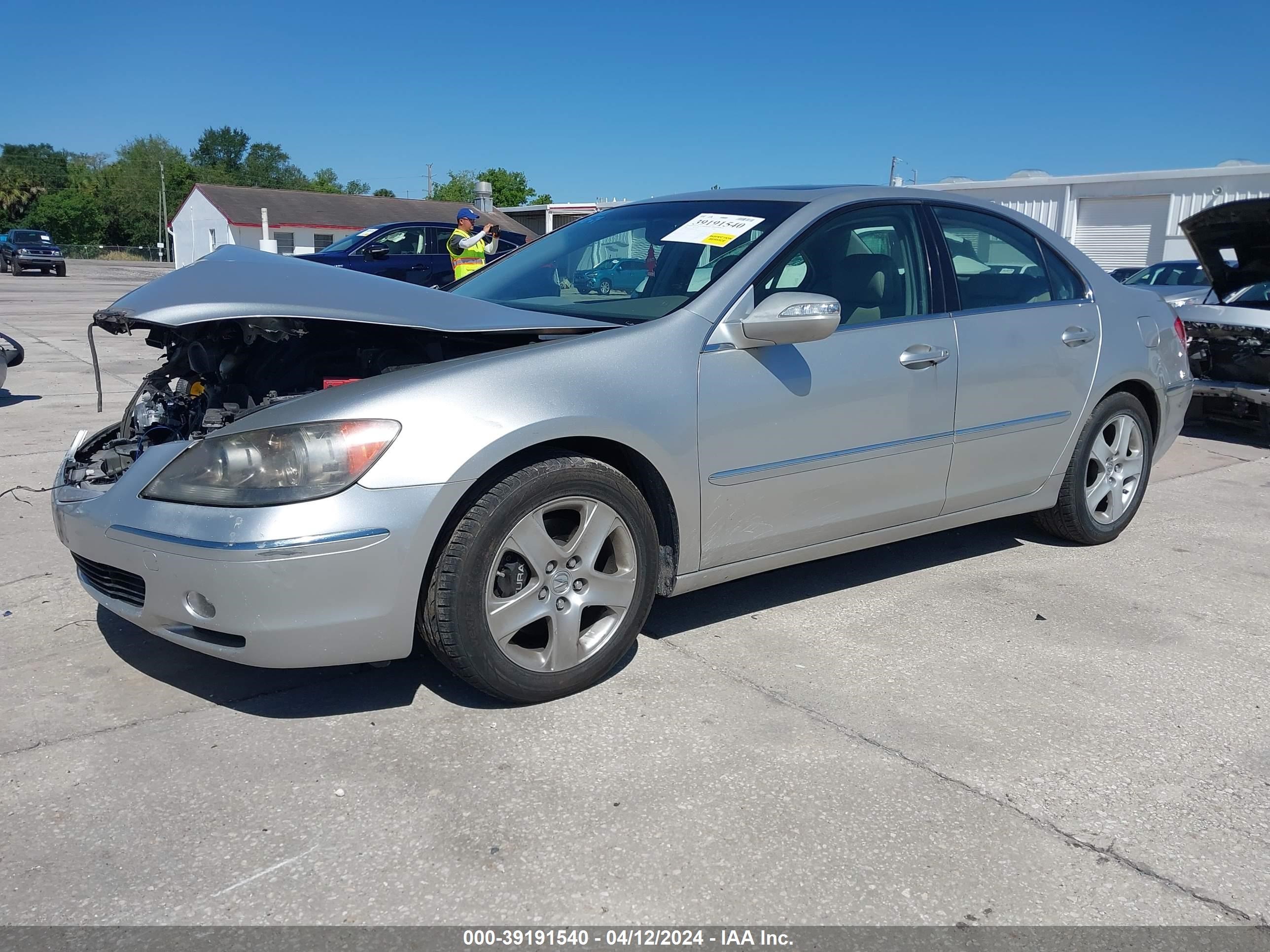 Photo 1 VIN: JH4KB16516C003393 - ACURA RL 