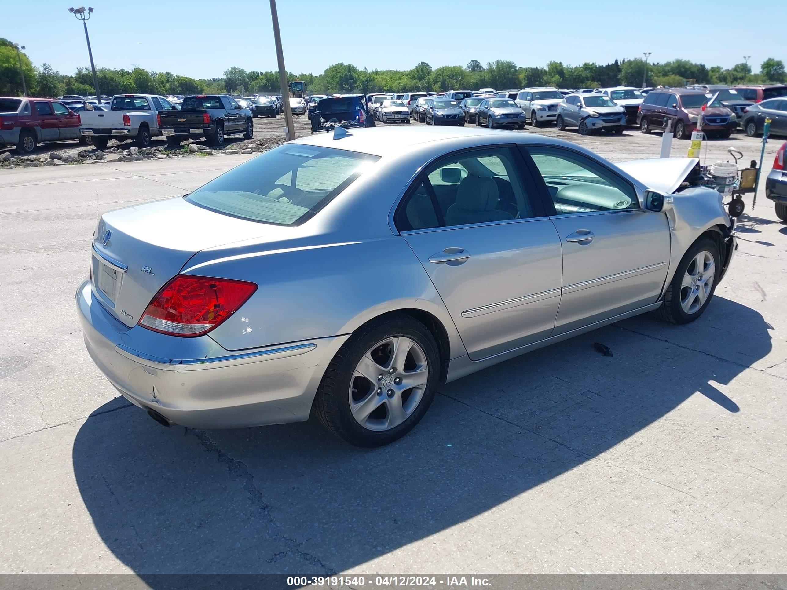 Photo 3 VIN: JH4KB16516C003393 - ACURA RL 