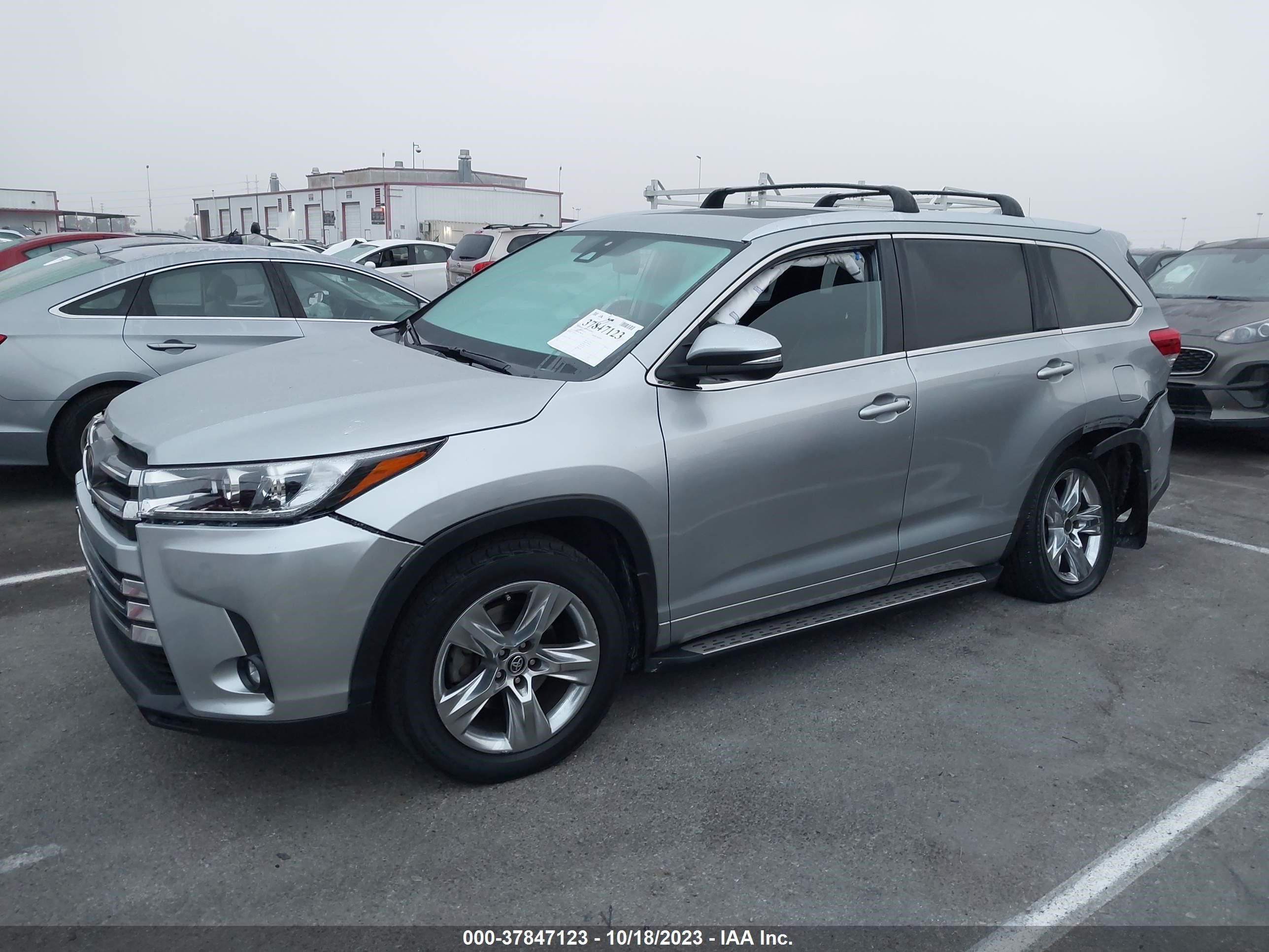 Photo 1 VIN: JH4KB16536C011088 - TOYOTA HIGHLANDER 