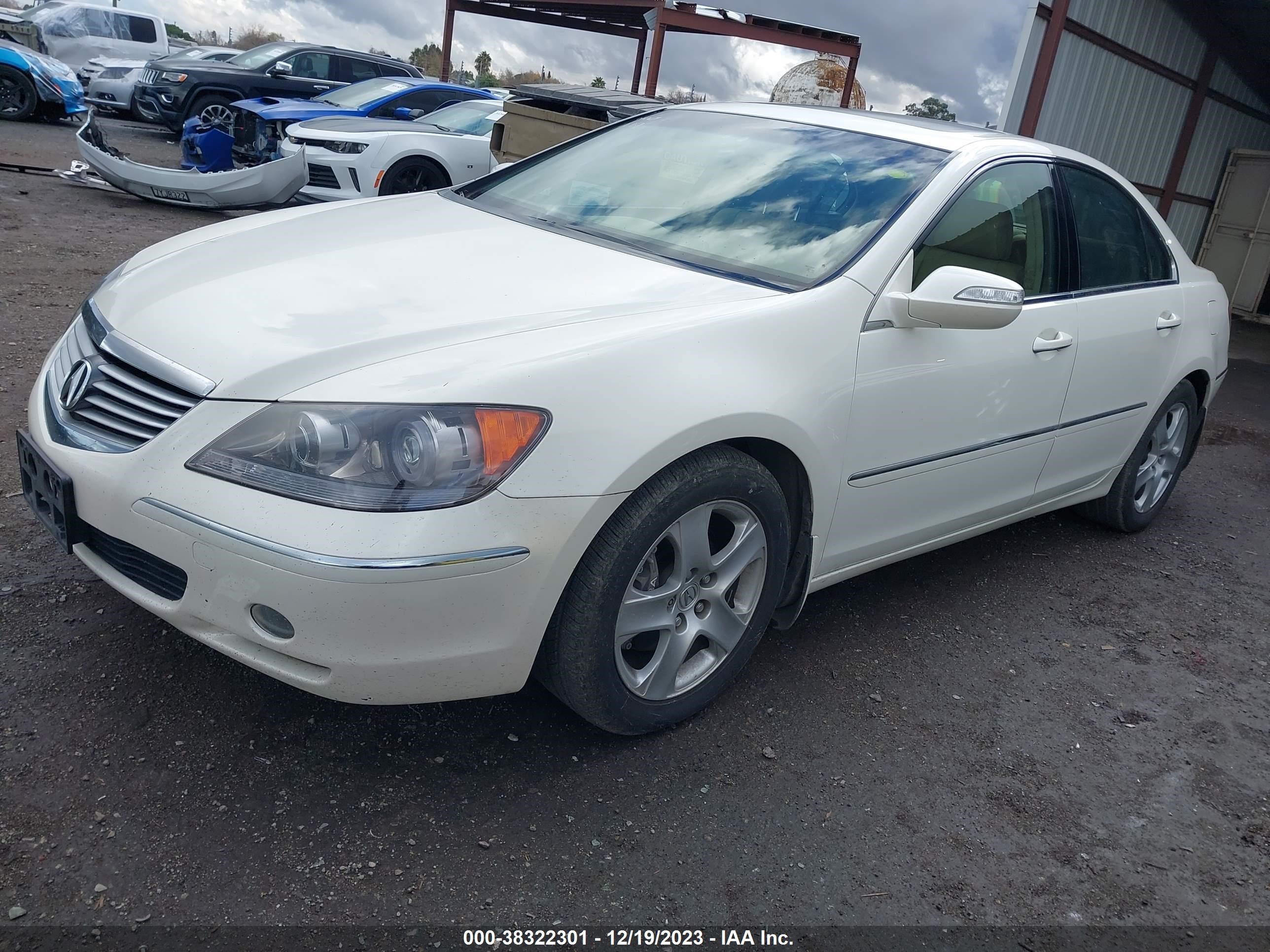 Photo 2 VIN: JH4KB16545C019151 - ACURA RL 