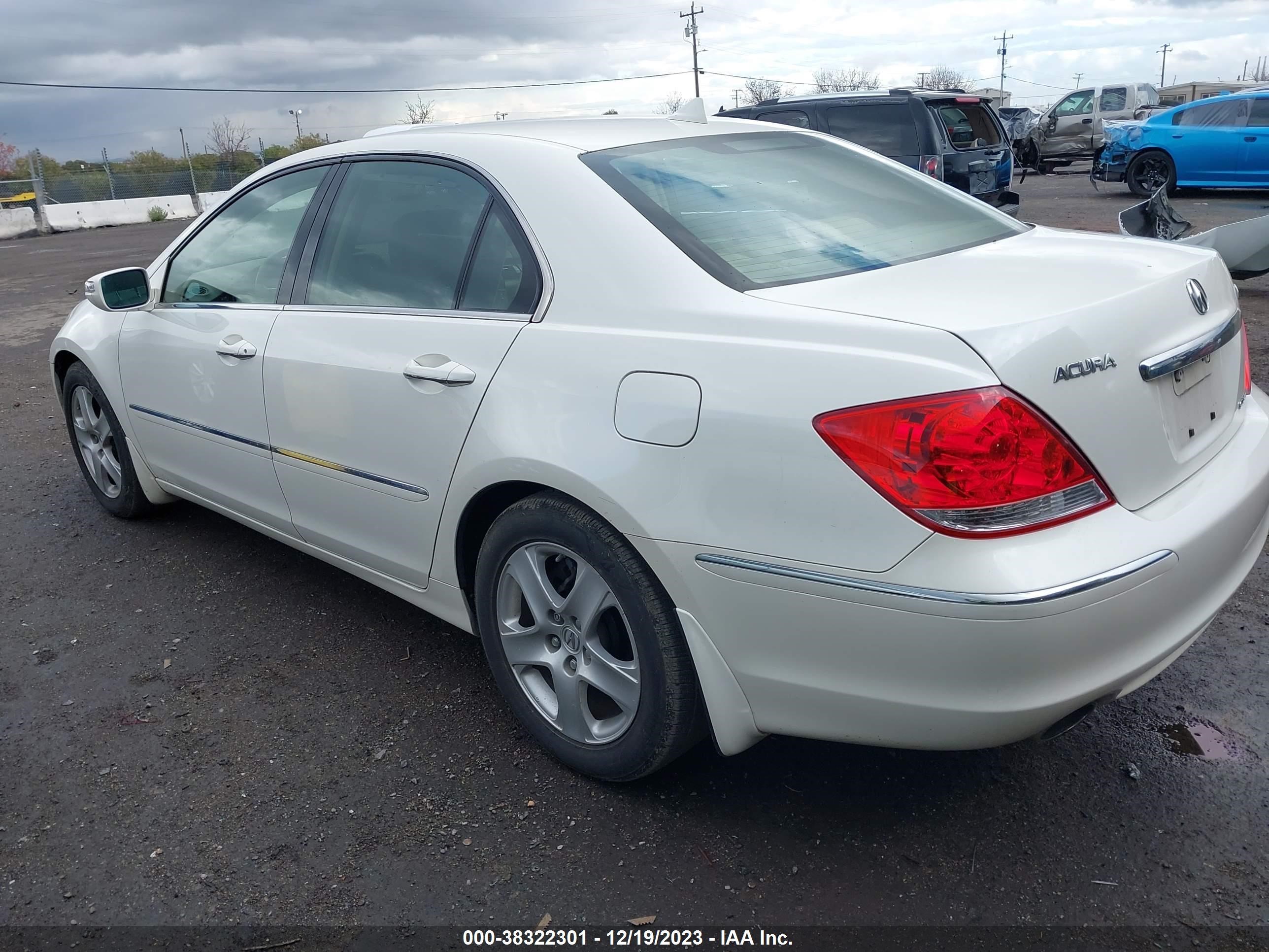 Photo 3 VIN: JH4KB16545C019151 - ACURA RL 