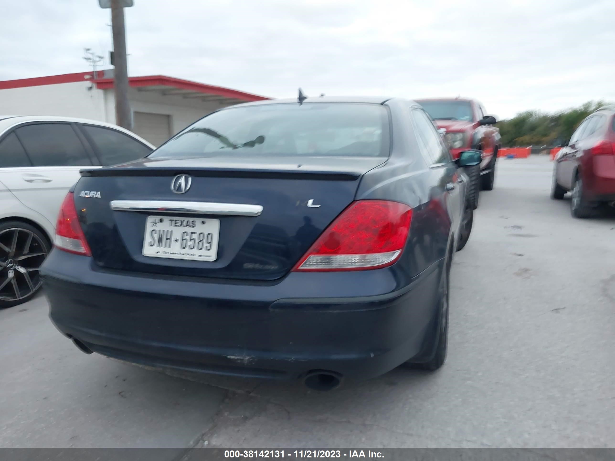 Photo 3 VIN: JH4KB16585C012185 - ACURA RL 