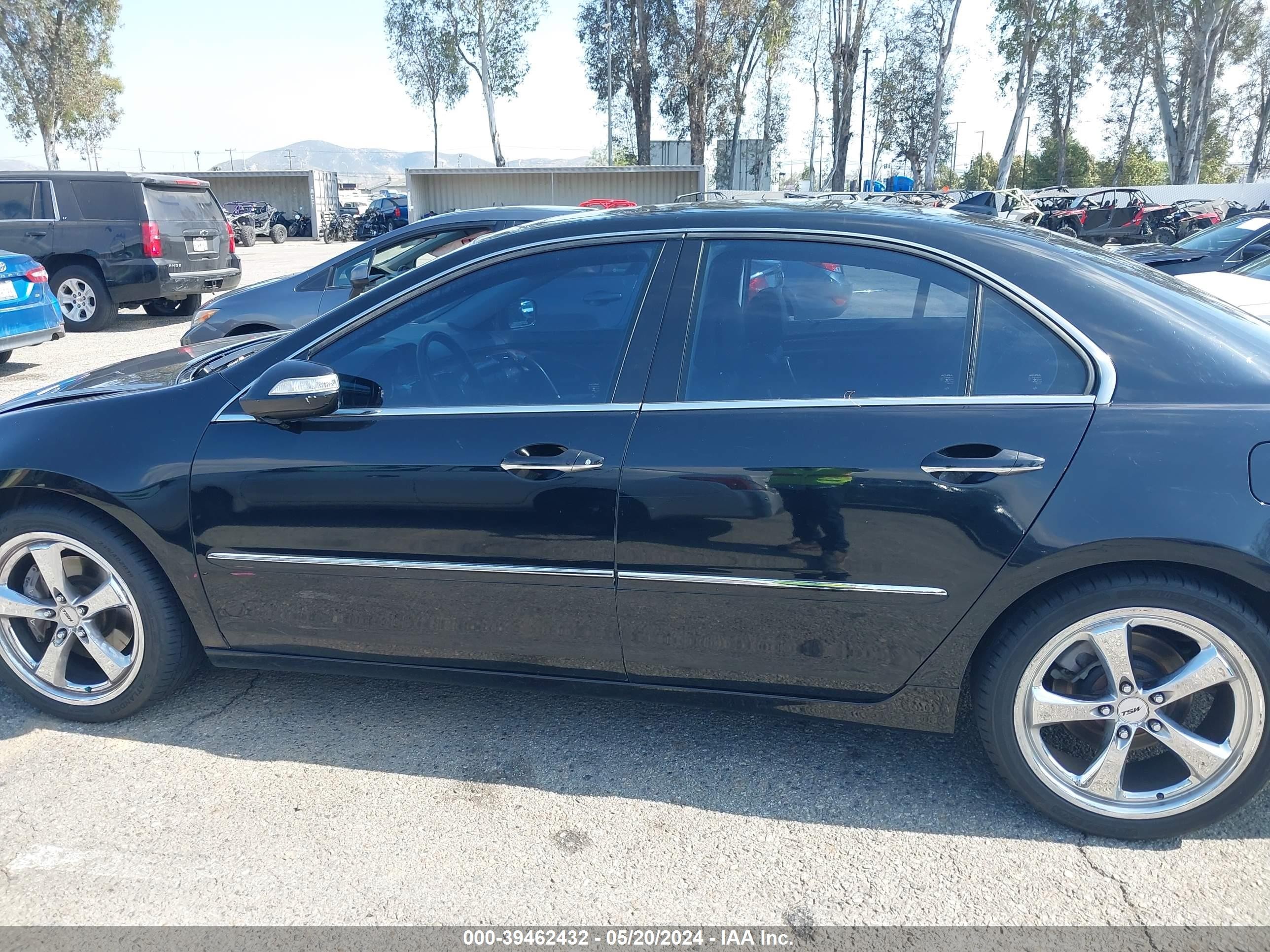 Photo 12 VIN: JH4KB16585C015586 - ACURA RL 