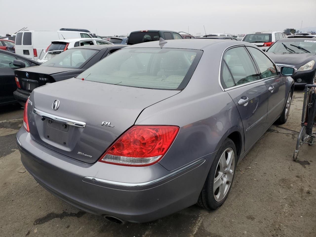 Photo 2 VIN: JH4KB16587C000010 - ACURA RL 