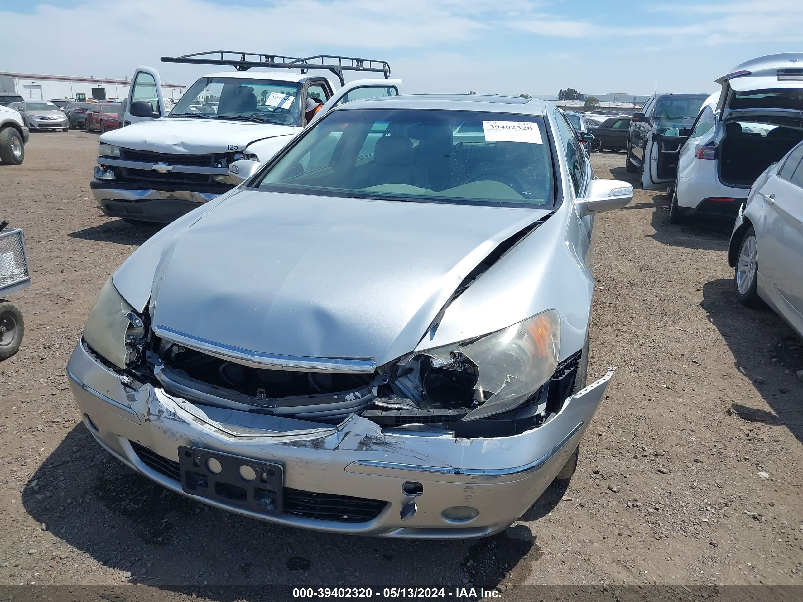 Photo 5 VIN: JH4KB165X6C003795 - ACURA RL 