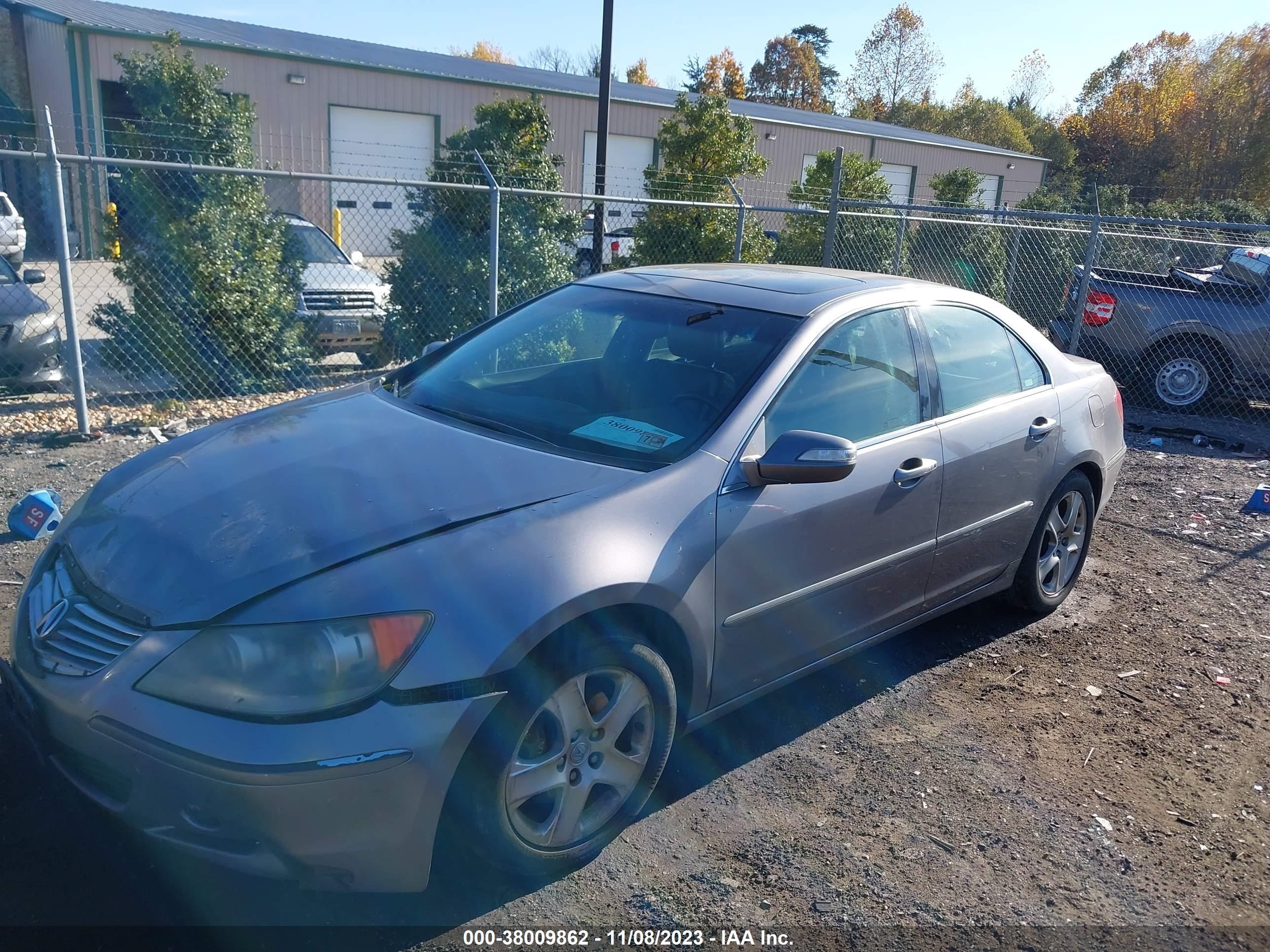 Photo 1 VIN: JH4KB16658C003859 - ACURA RL 