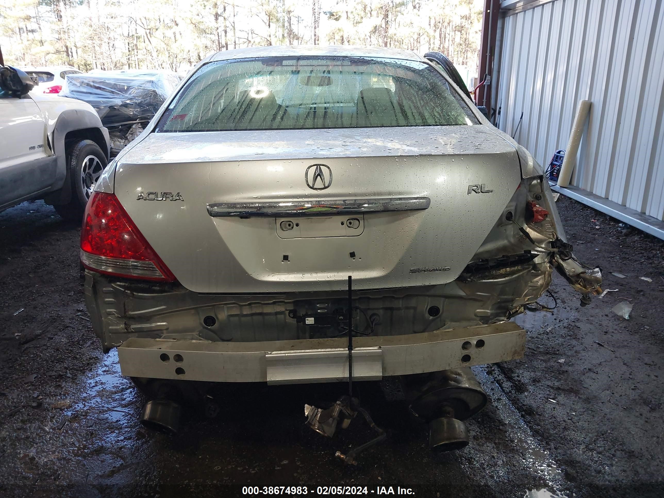 Photo 16 VIN: JH4KB16678C001157 - ACURA RL 