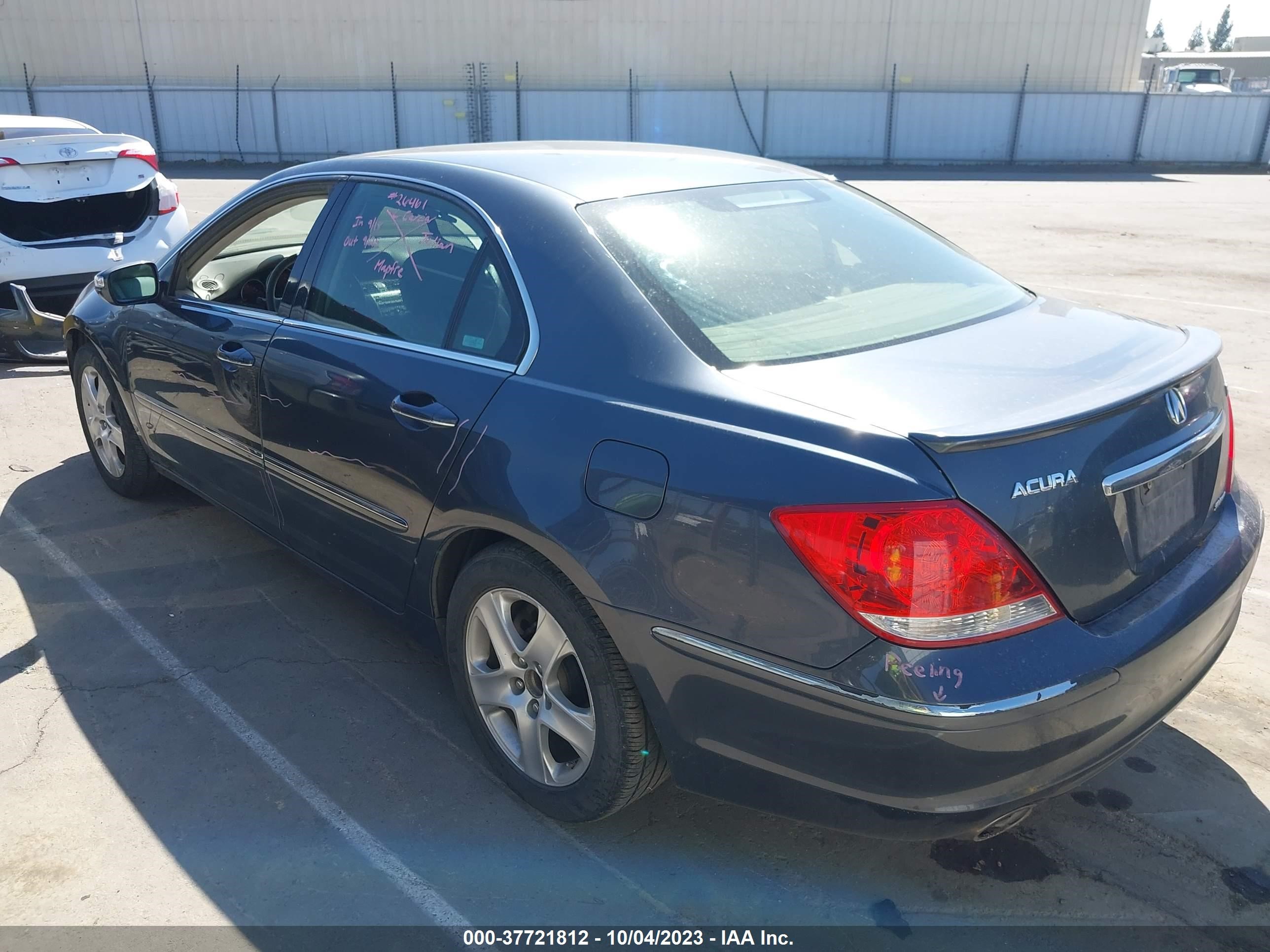 Photo 2 VIN: JH4KB16678C002017 - ACURA RL 