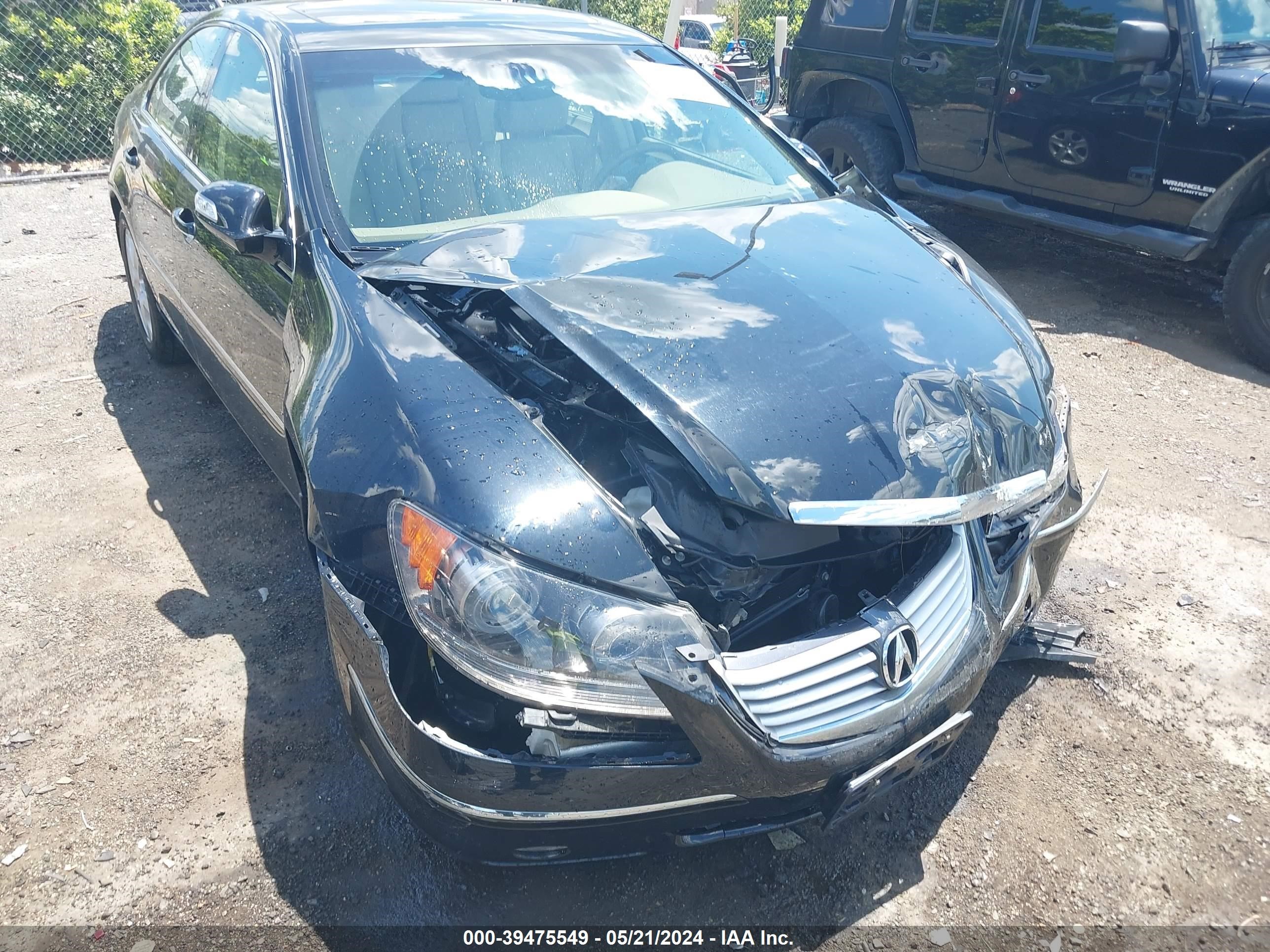 Photo 16 VIN: JH4KB16678C003023 - ACURA RL 