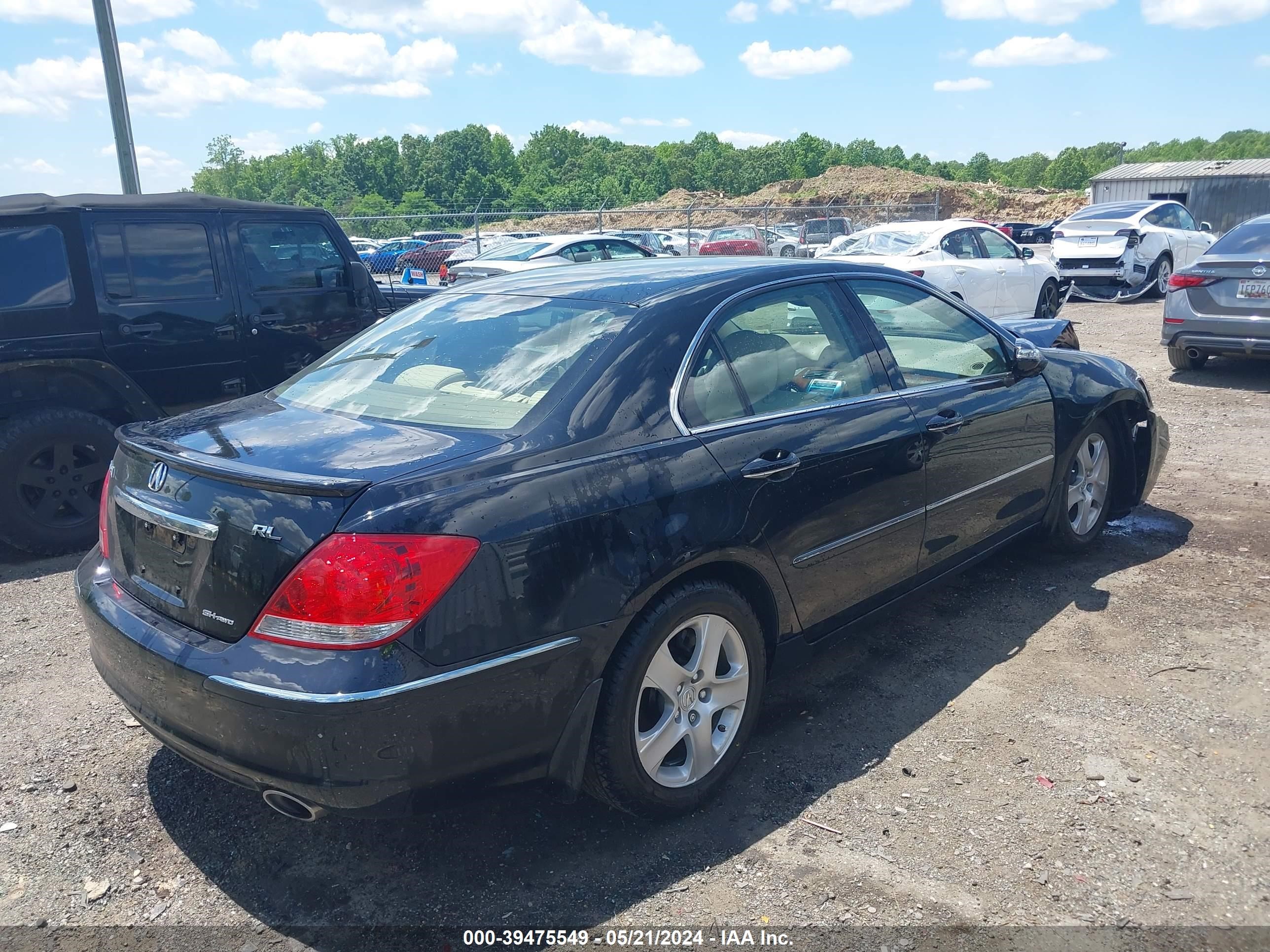 Photo 3 VIN: JH4KB16678C003023 - ACURA RL 