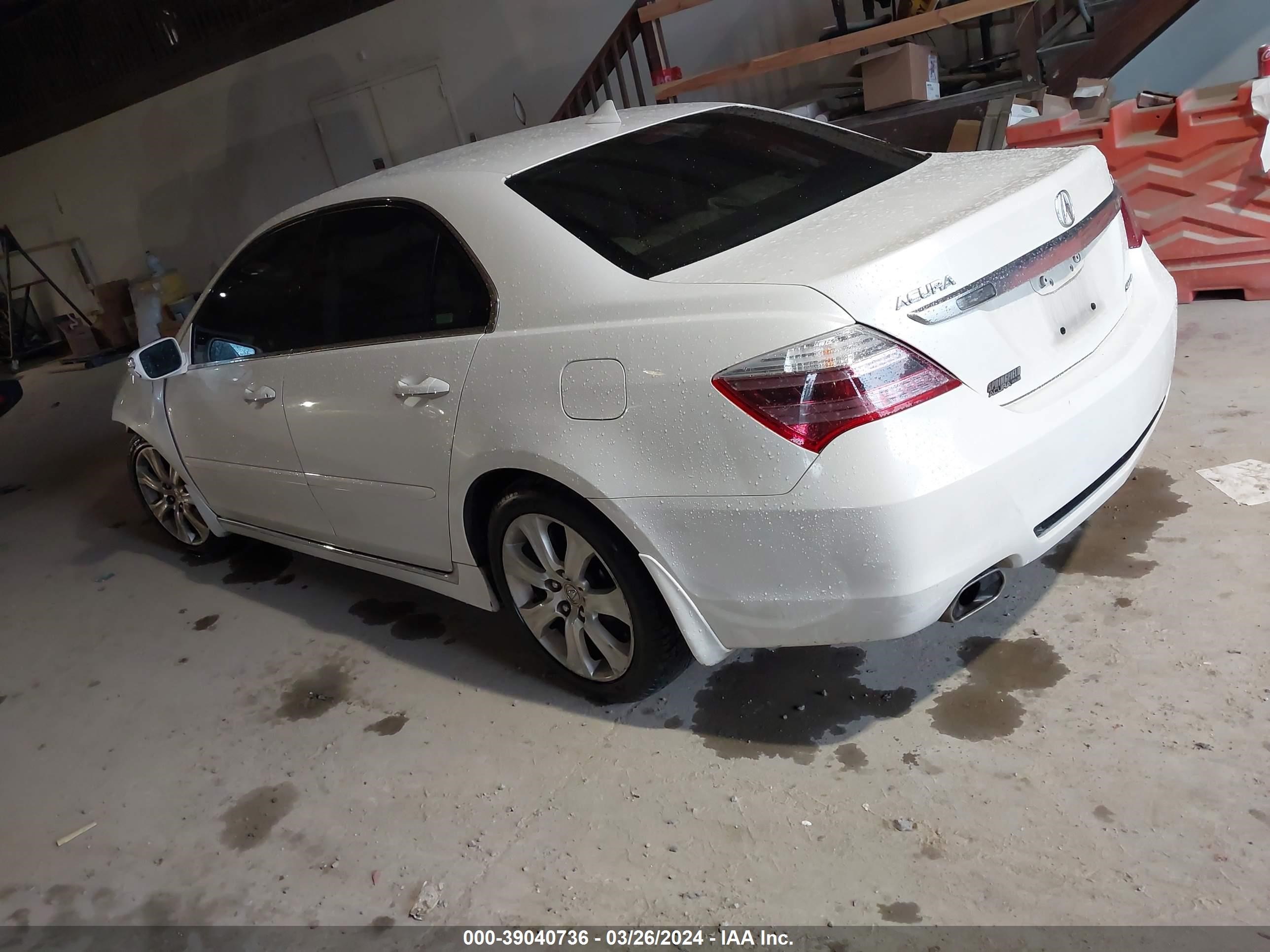 Photo 2 VIN: JH4KB26669C002677 - ACURA RL 