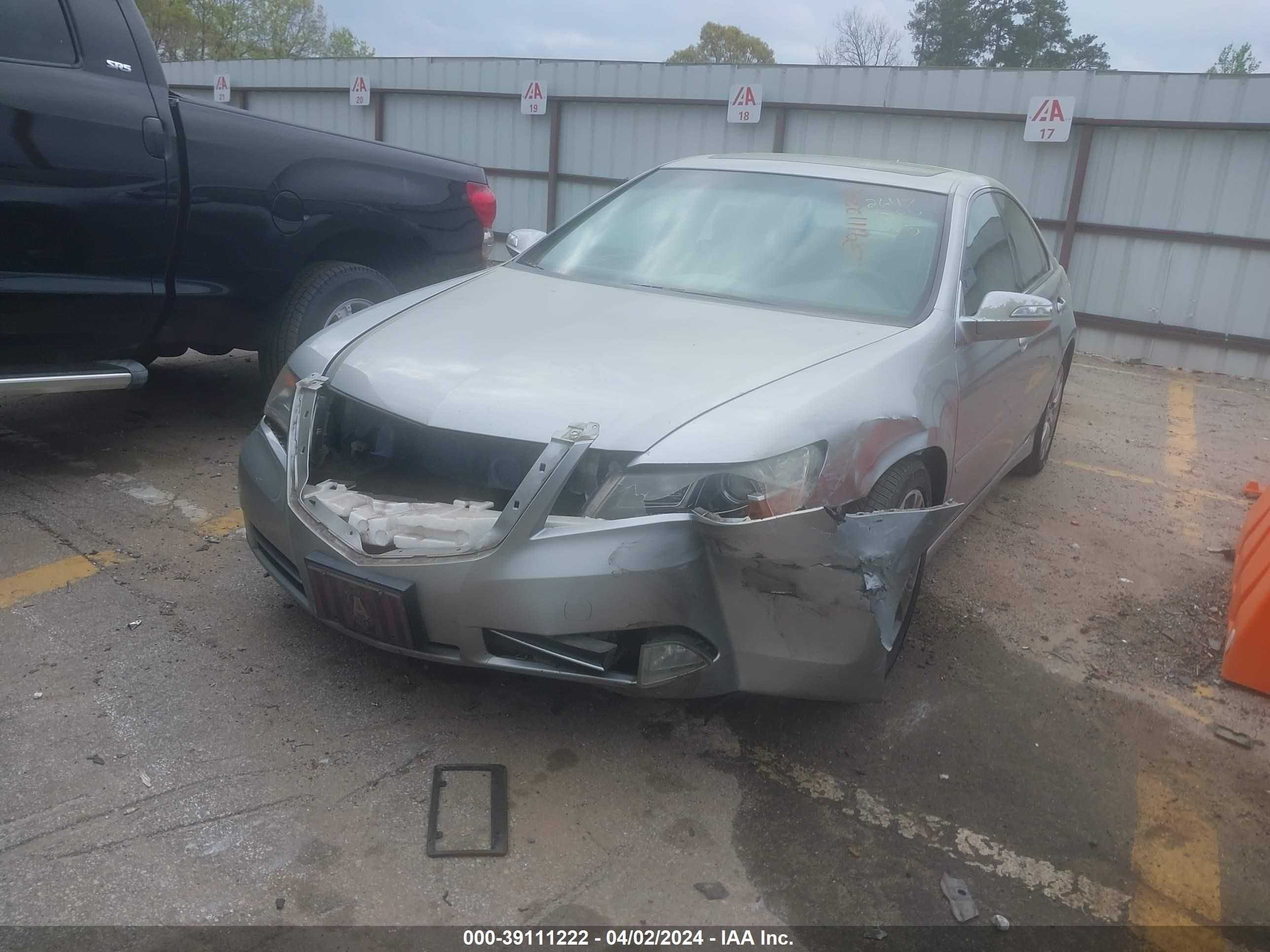 Photo 1 VIN: JH4KB26689C002647 - ACURA RL 