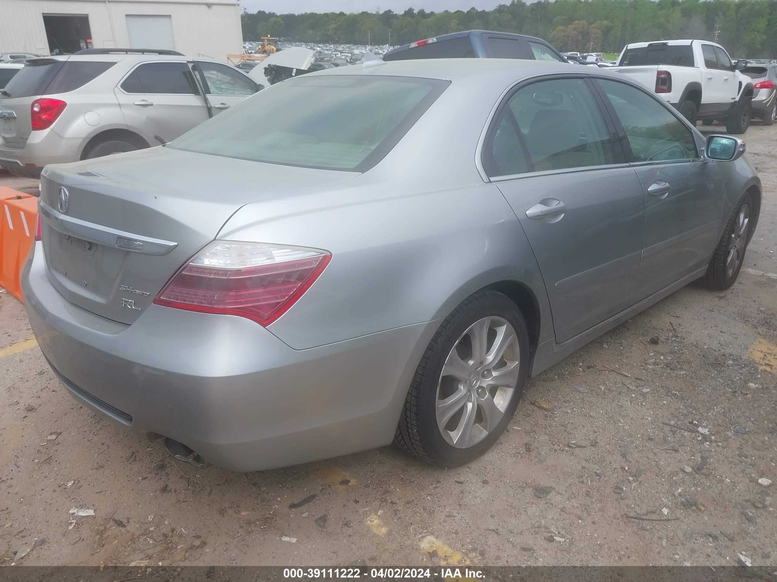 Photo 3 VIN: JH4KB26689C002647 - ACURA RL 