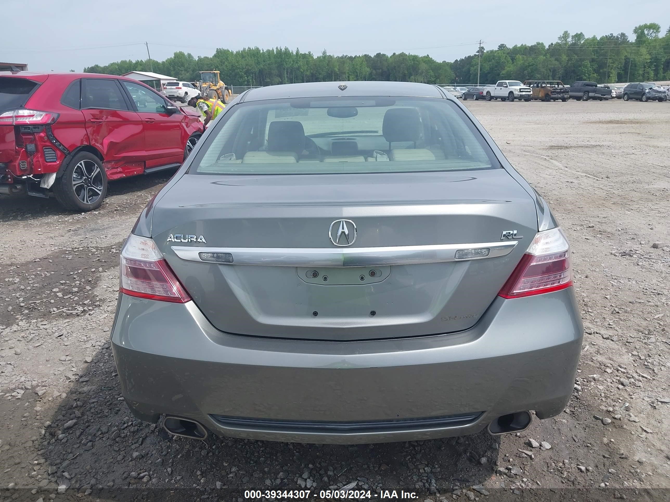 Photo 15 VIN: JH4KB26699C001314 - ACURA RL 