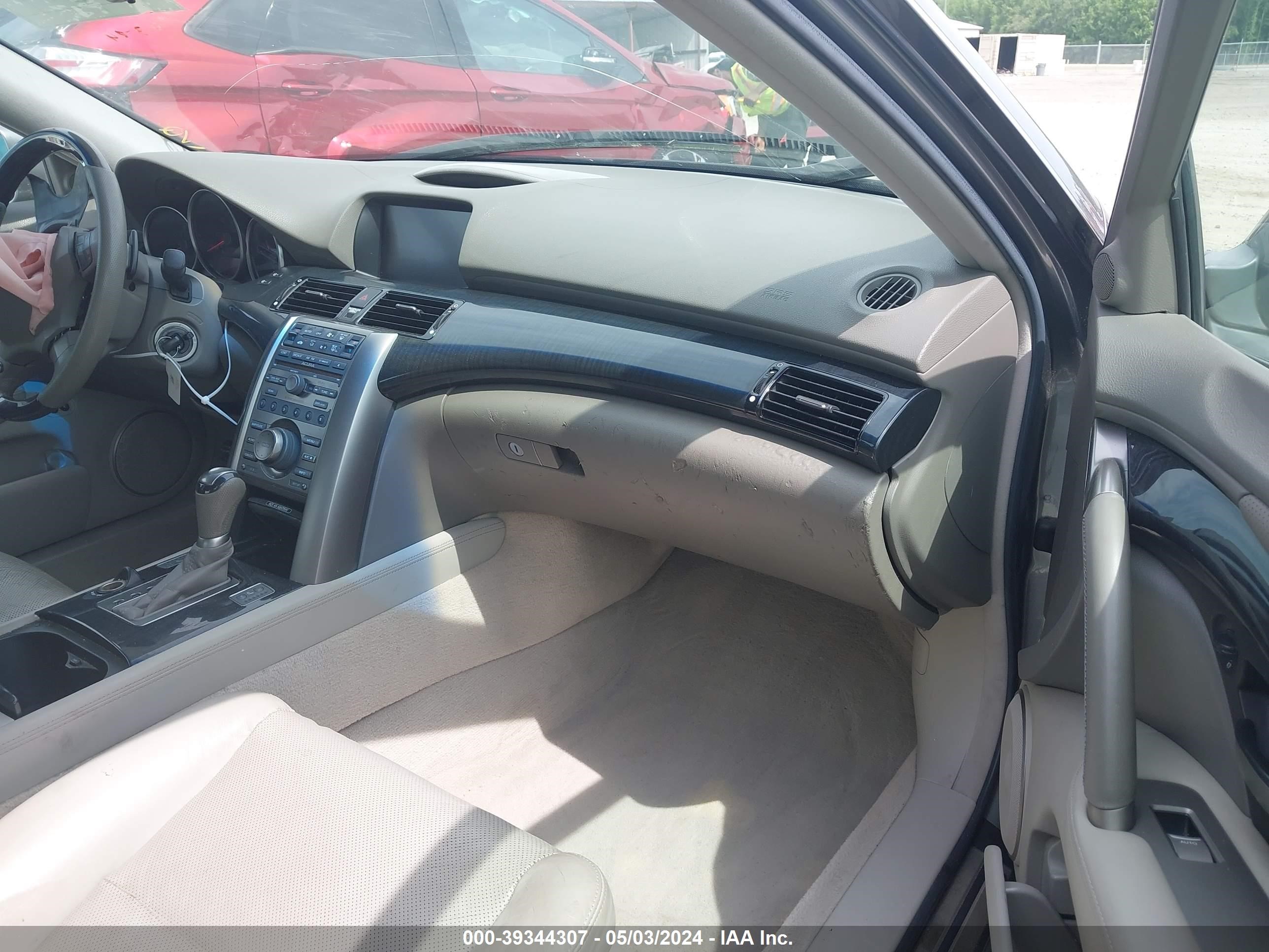 Photo 4 VIN: JH4KB26699C001314 - ACURA RL 