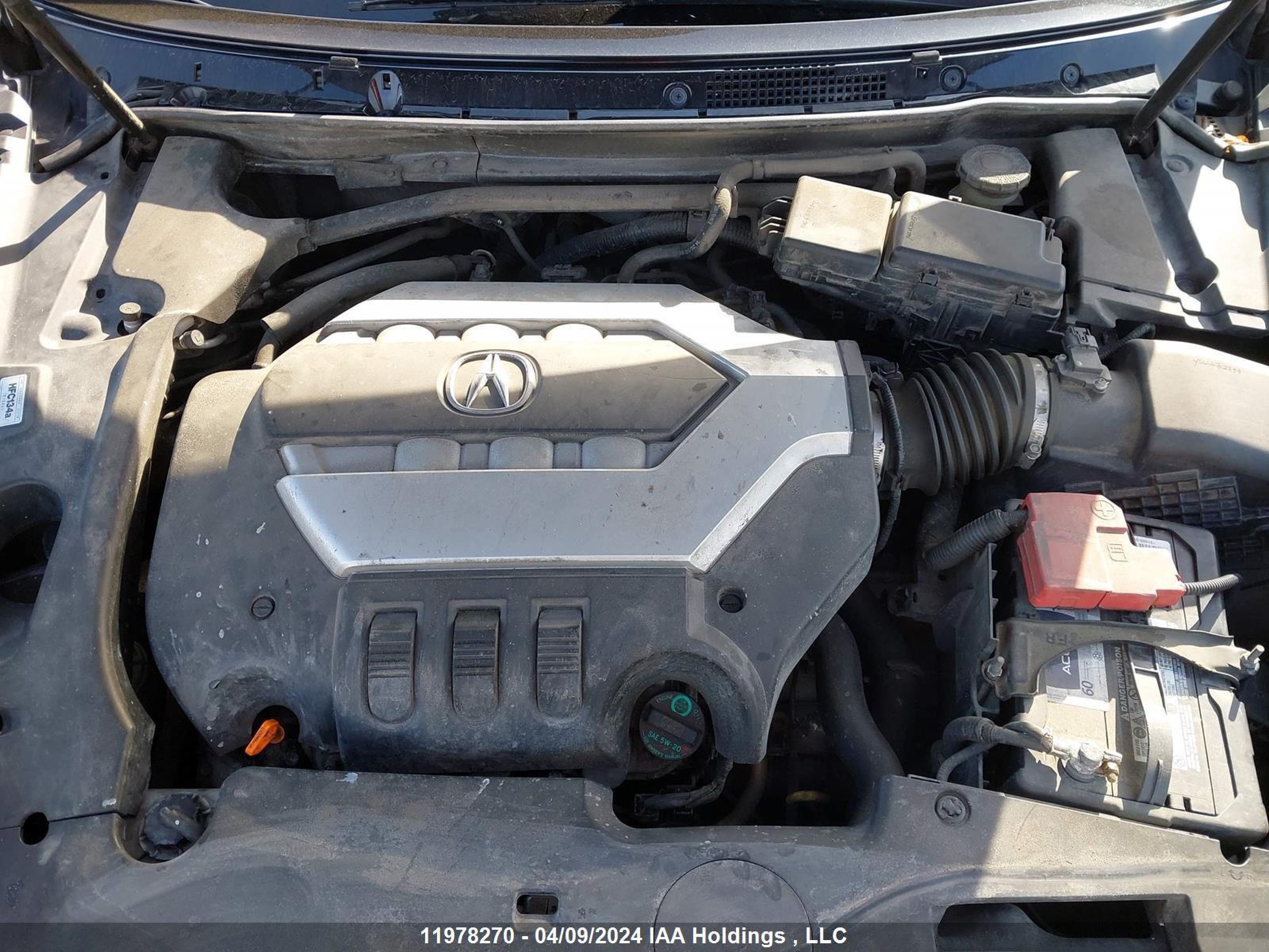 Photo 9 VIN: JH4KB2F3XAC800030 - ACURA RL 